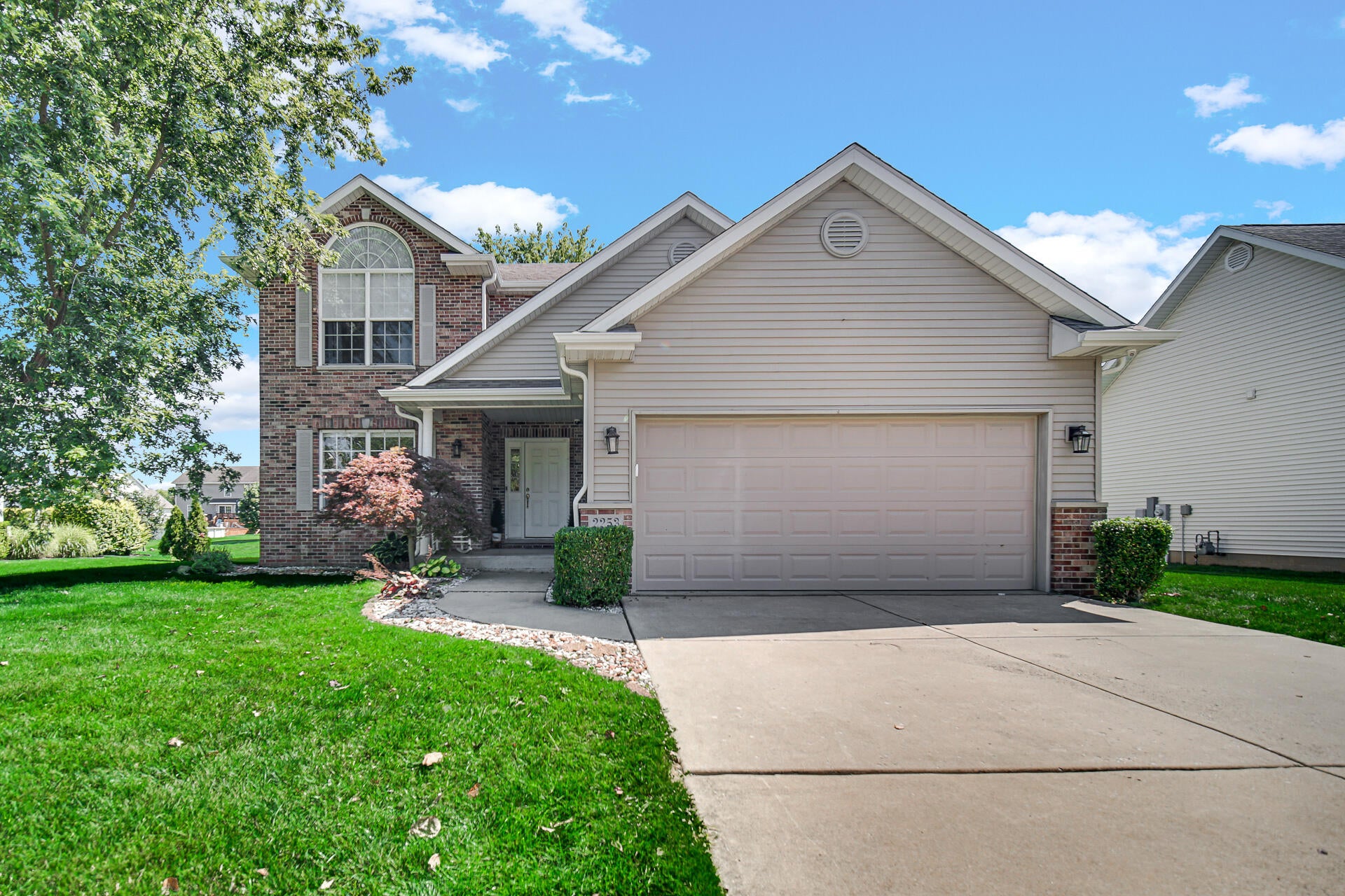2253 Blarney Stone Drive — photo