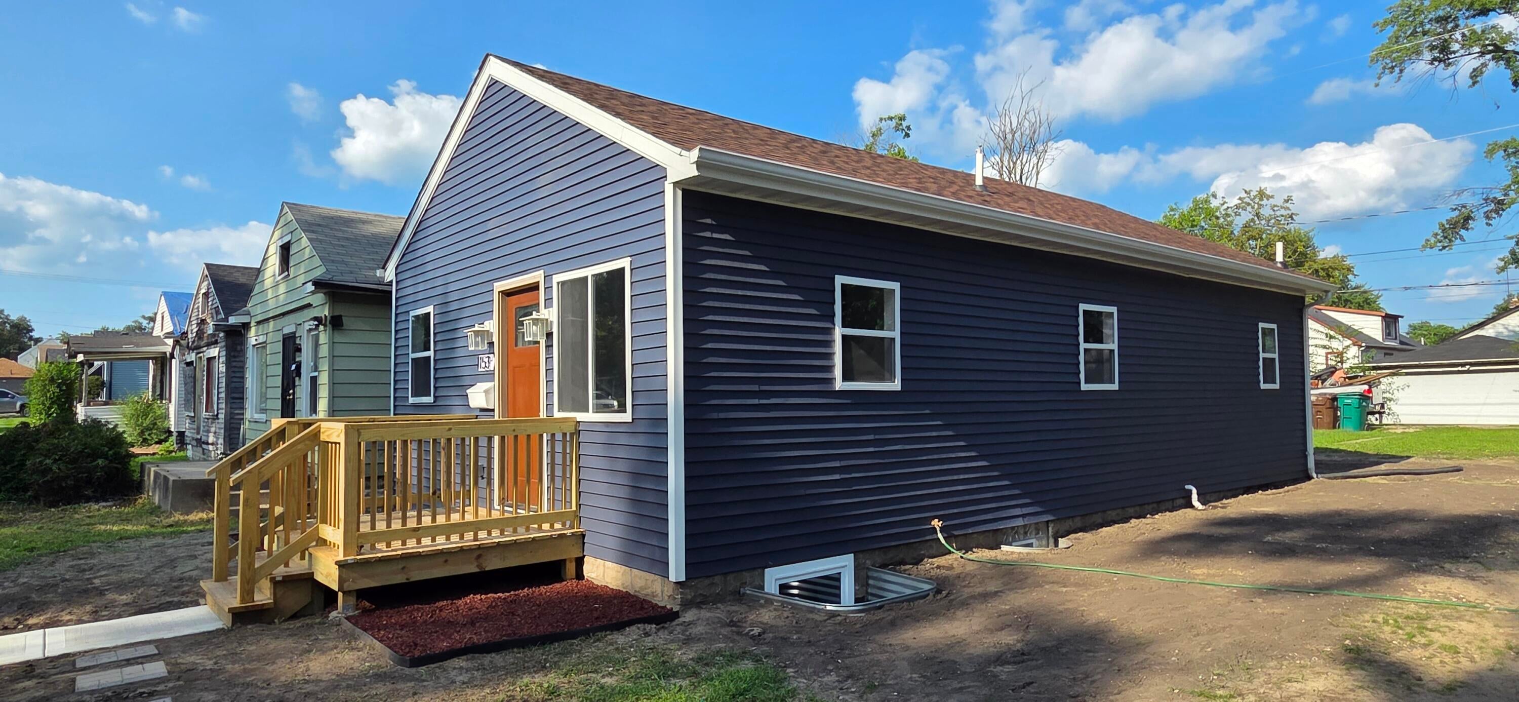 1153 Wallace Street — photo