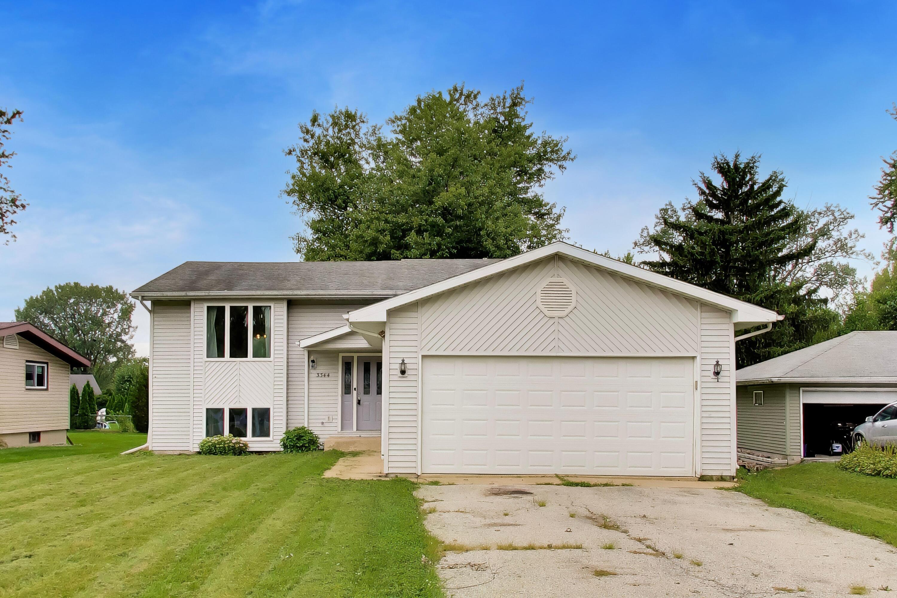 3344 Windy Hill Road — photo