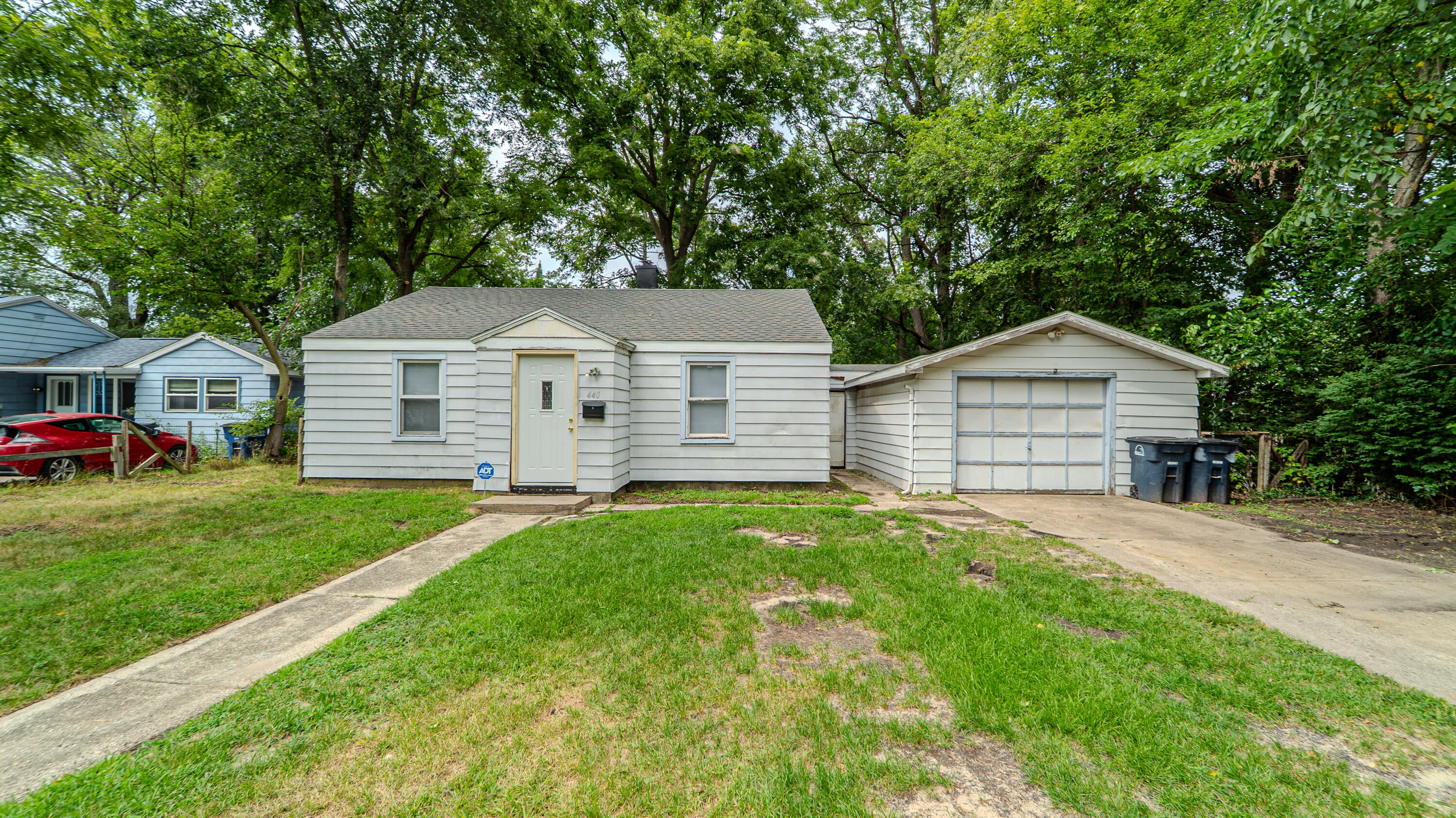 440 Cole Court — photo