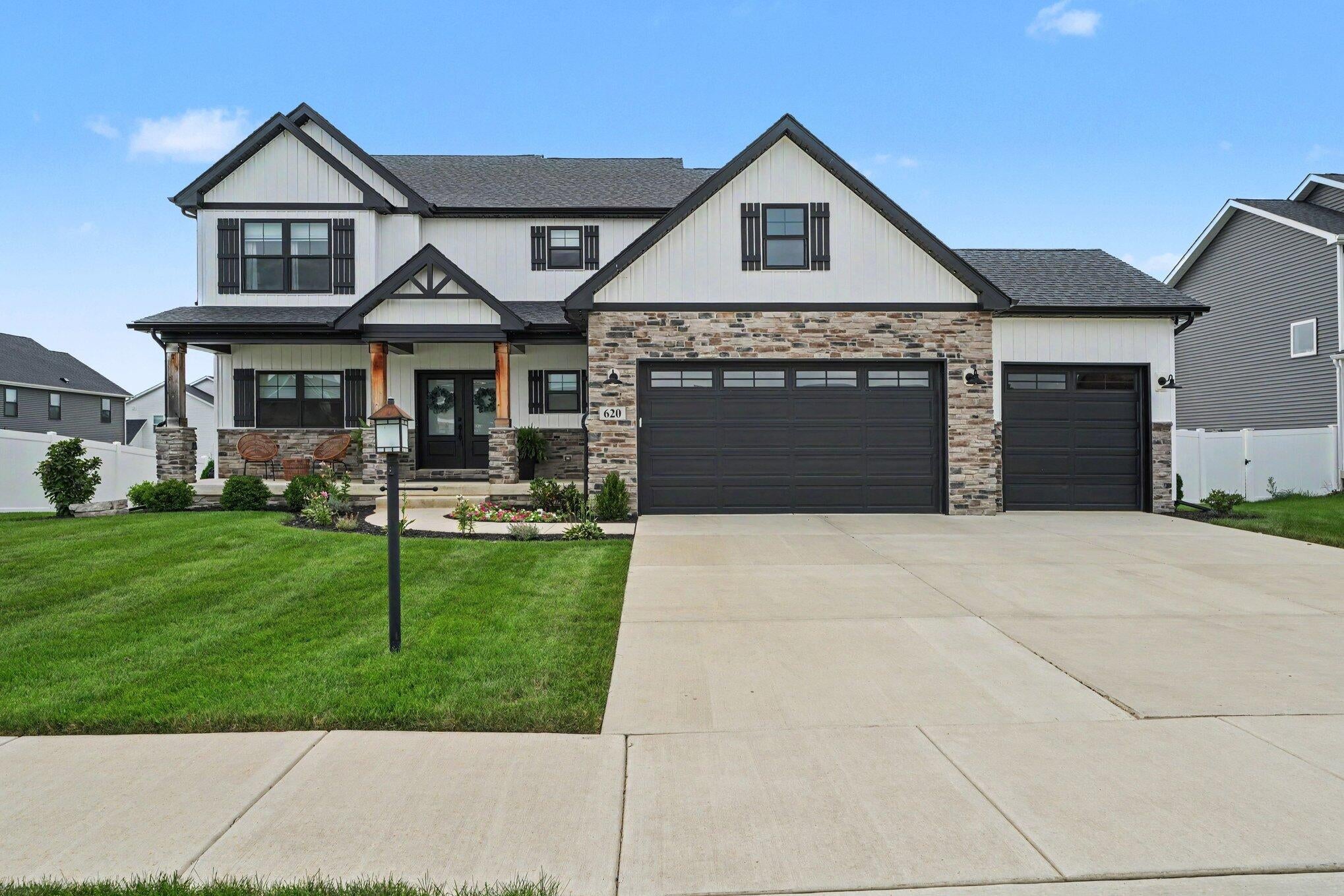 620 Sandra Dee Drive — photo