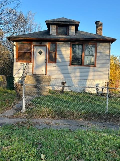 2037 Delaware Street — photo