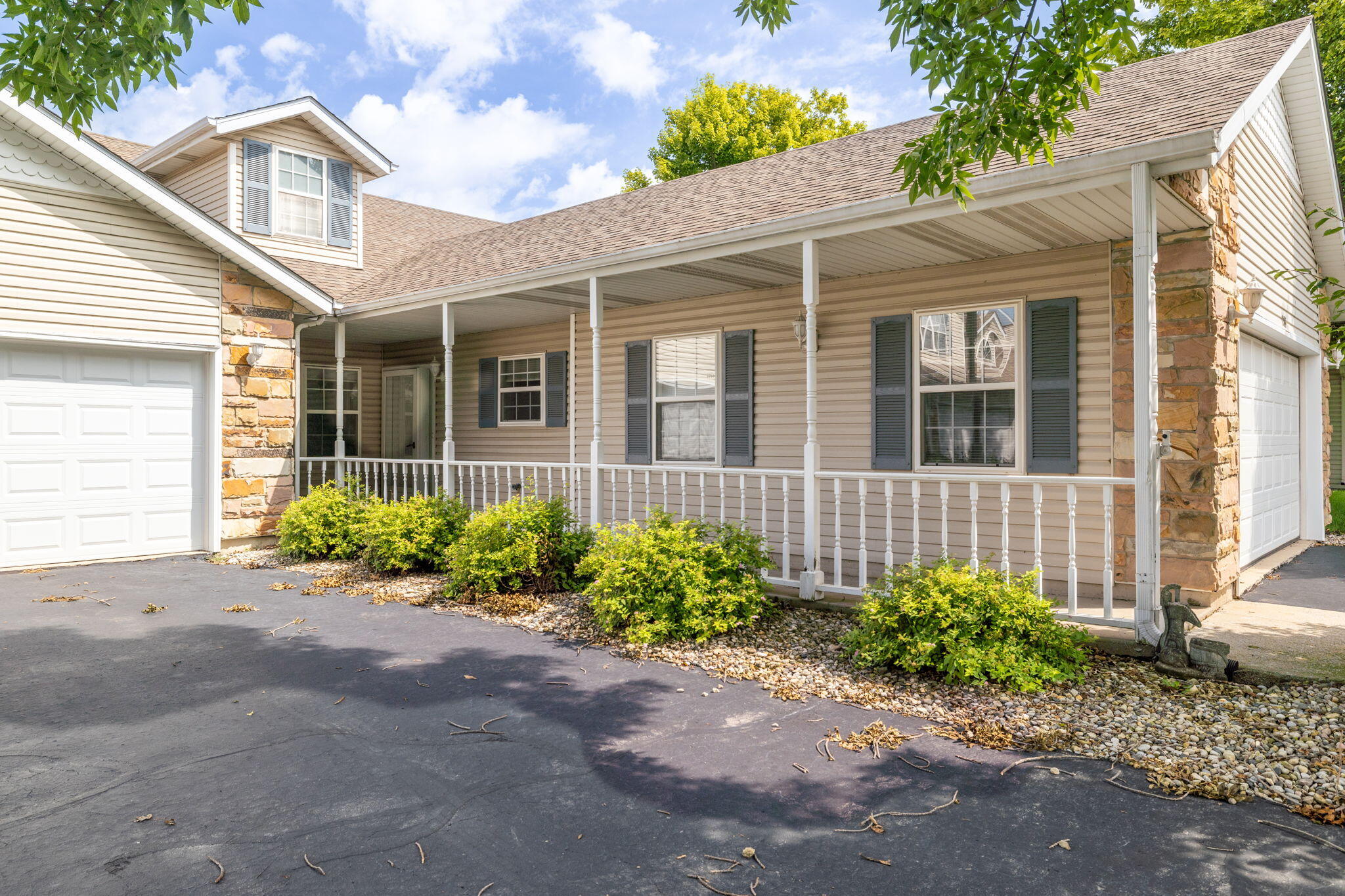 2175 Ramblewood Drive — photo