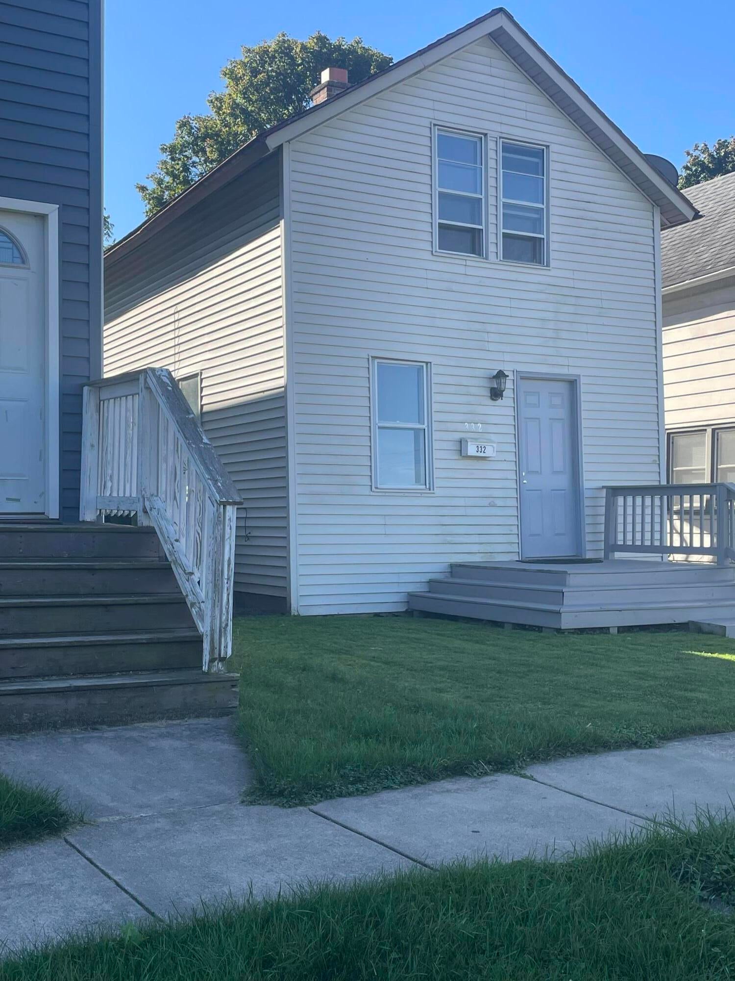 332 Grove Street — photo
