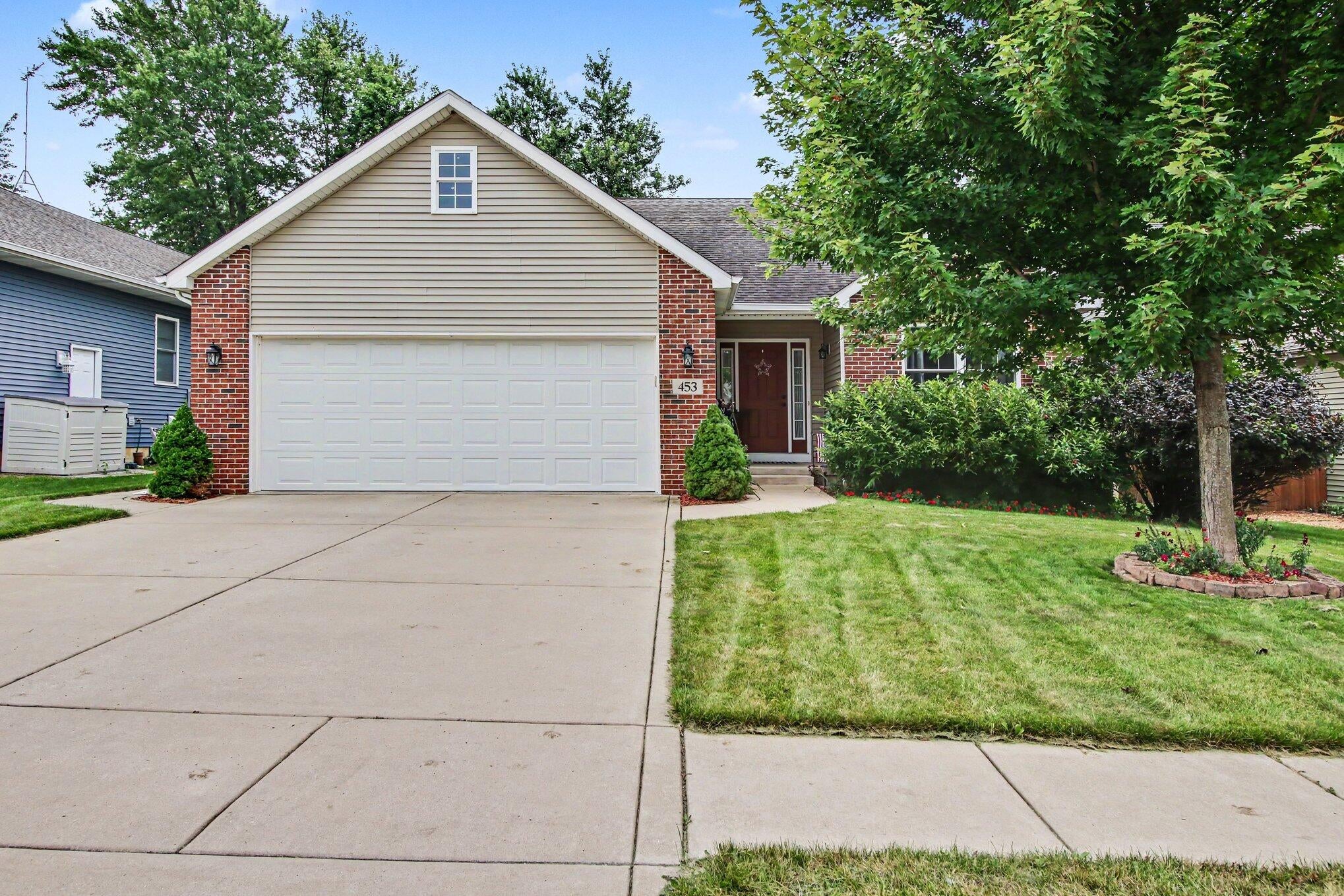 453 Andover Drive — photo