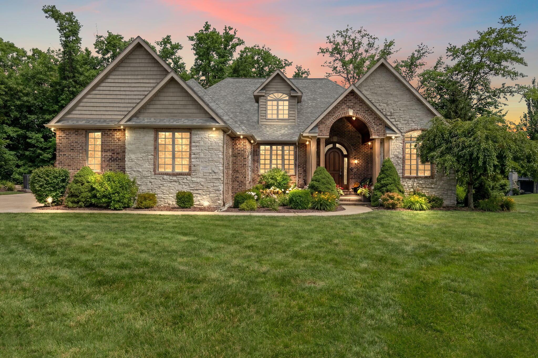 1089 George Ade Court — photo