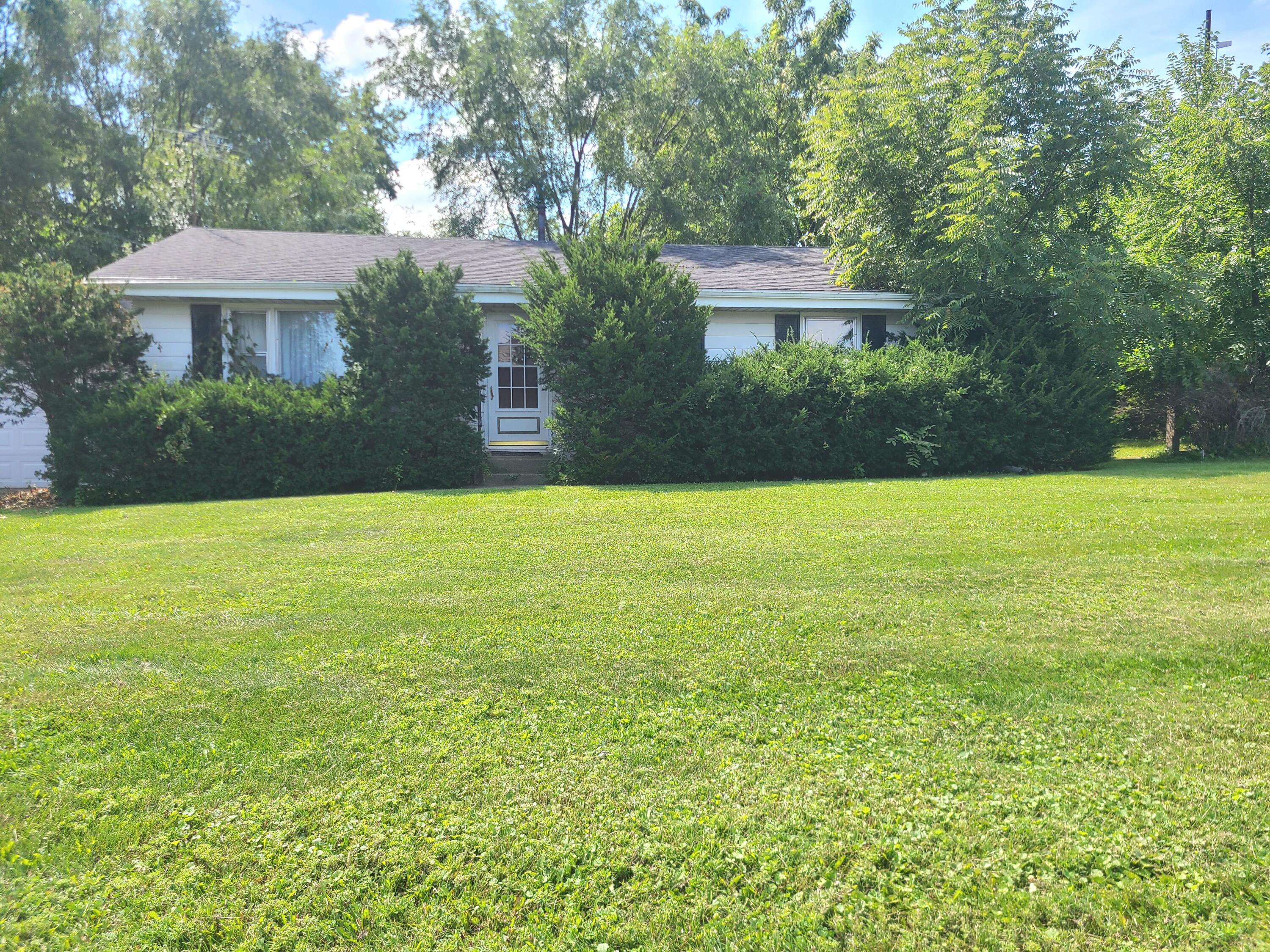 7929 Whitcomb Street — photo