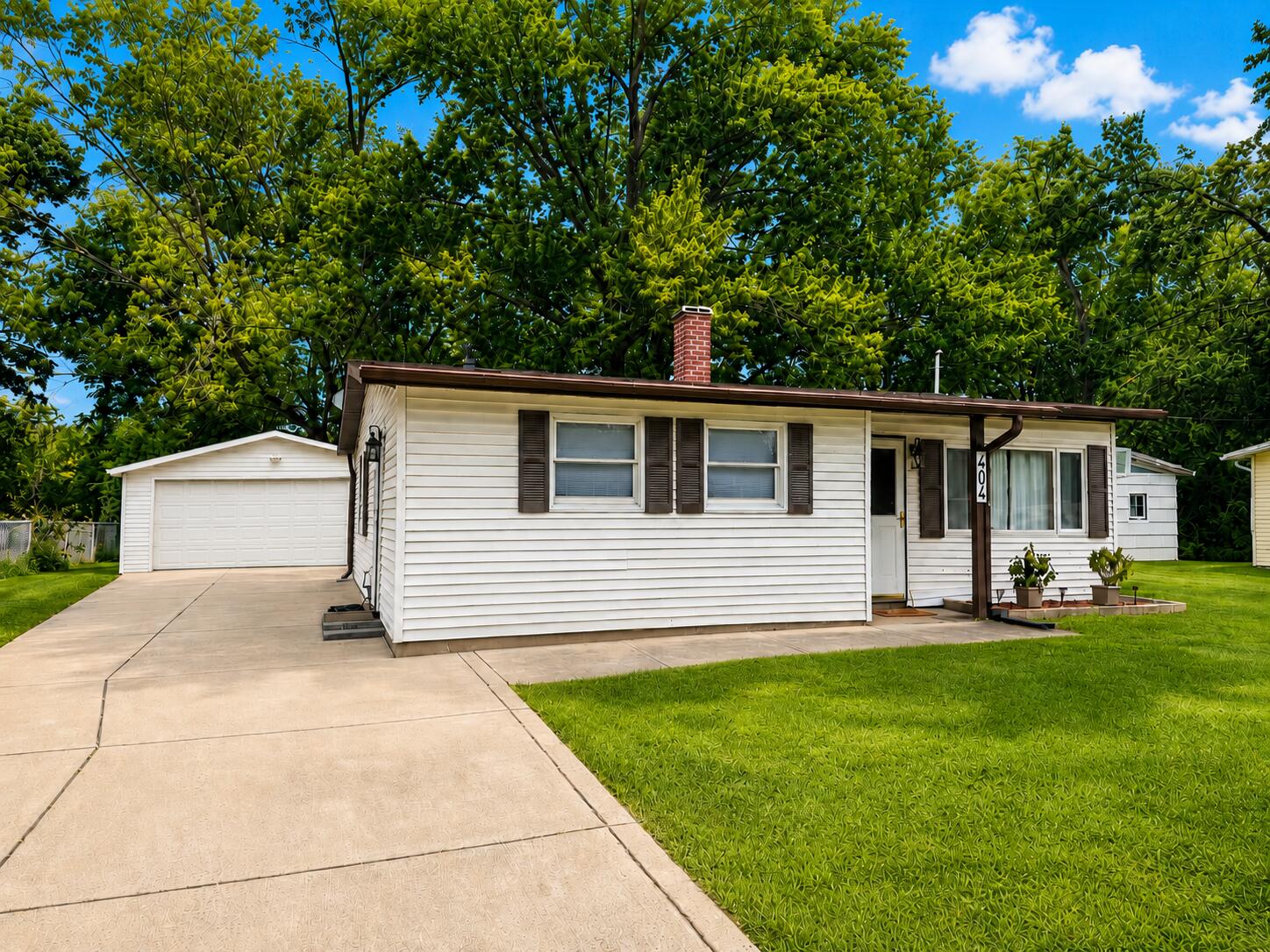 404 Michigami Trail — photo
