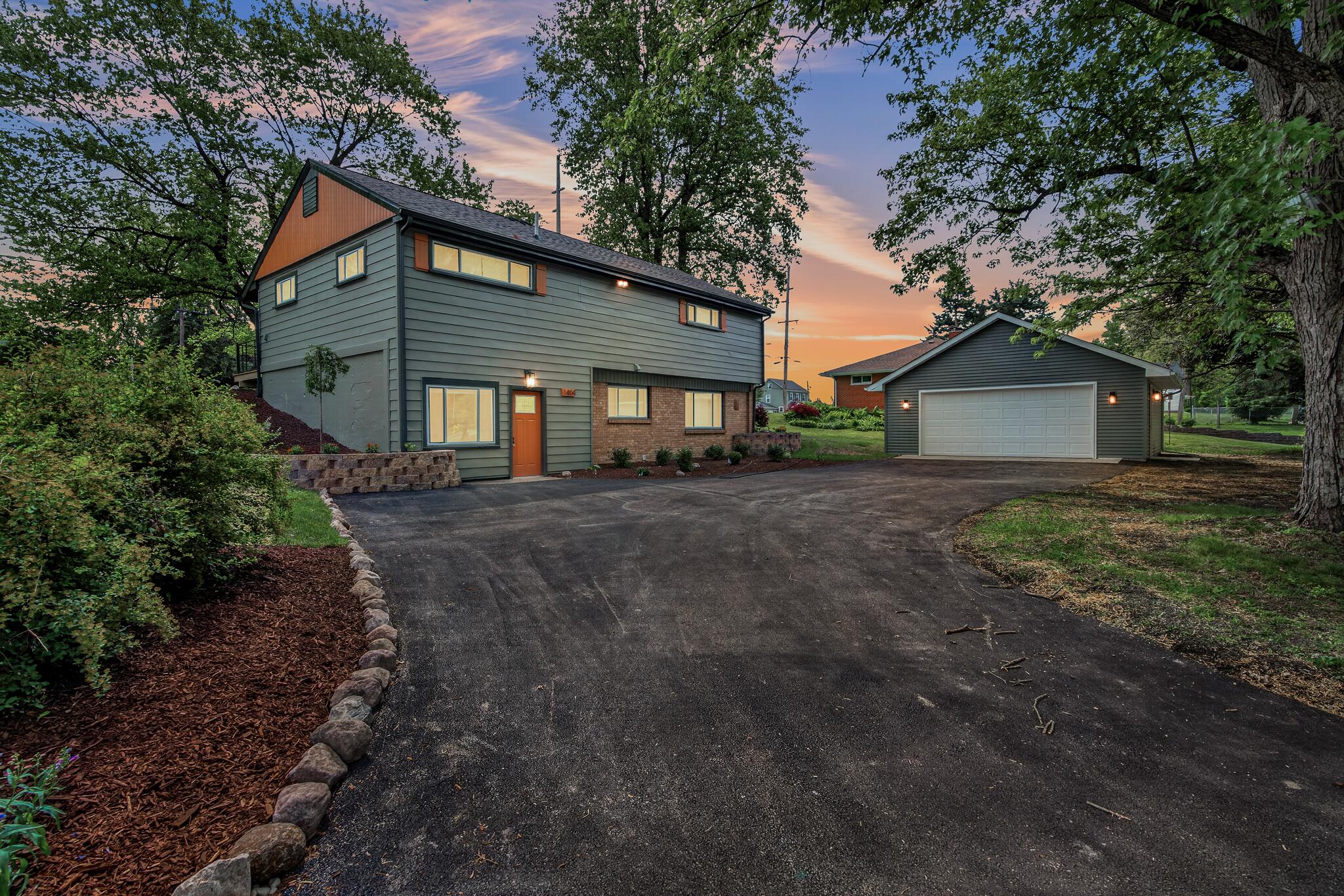 1404 Forest Park Avenue — photo