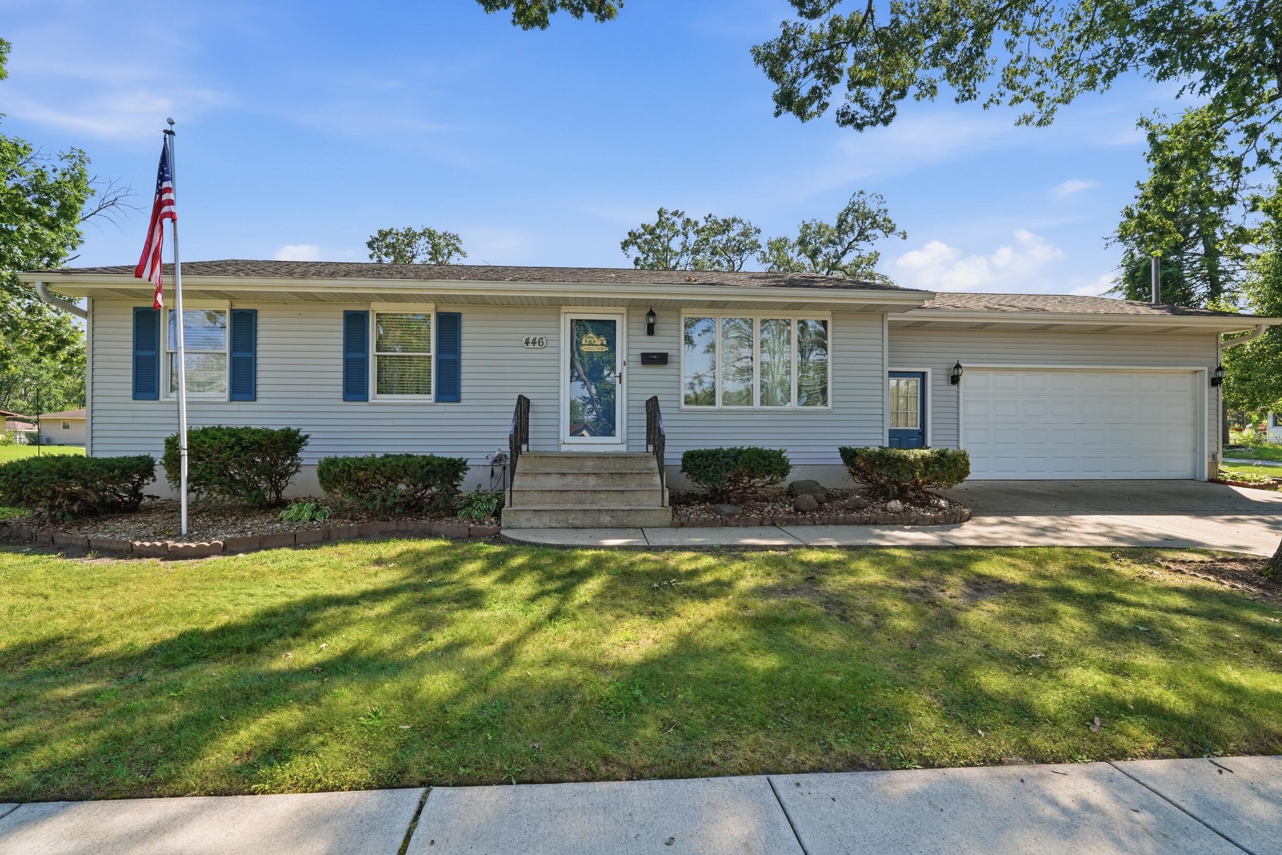 446 N Glenwood Drive — photo