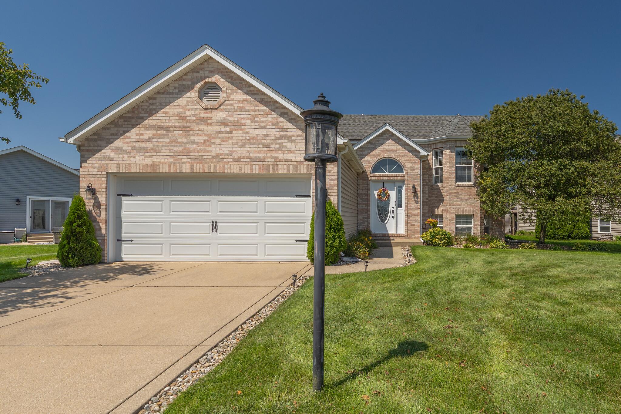 1317 Csokasy Lane — photo