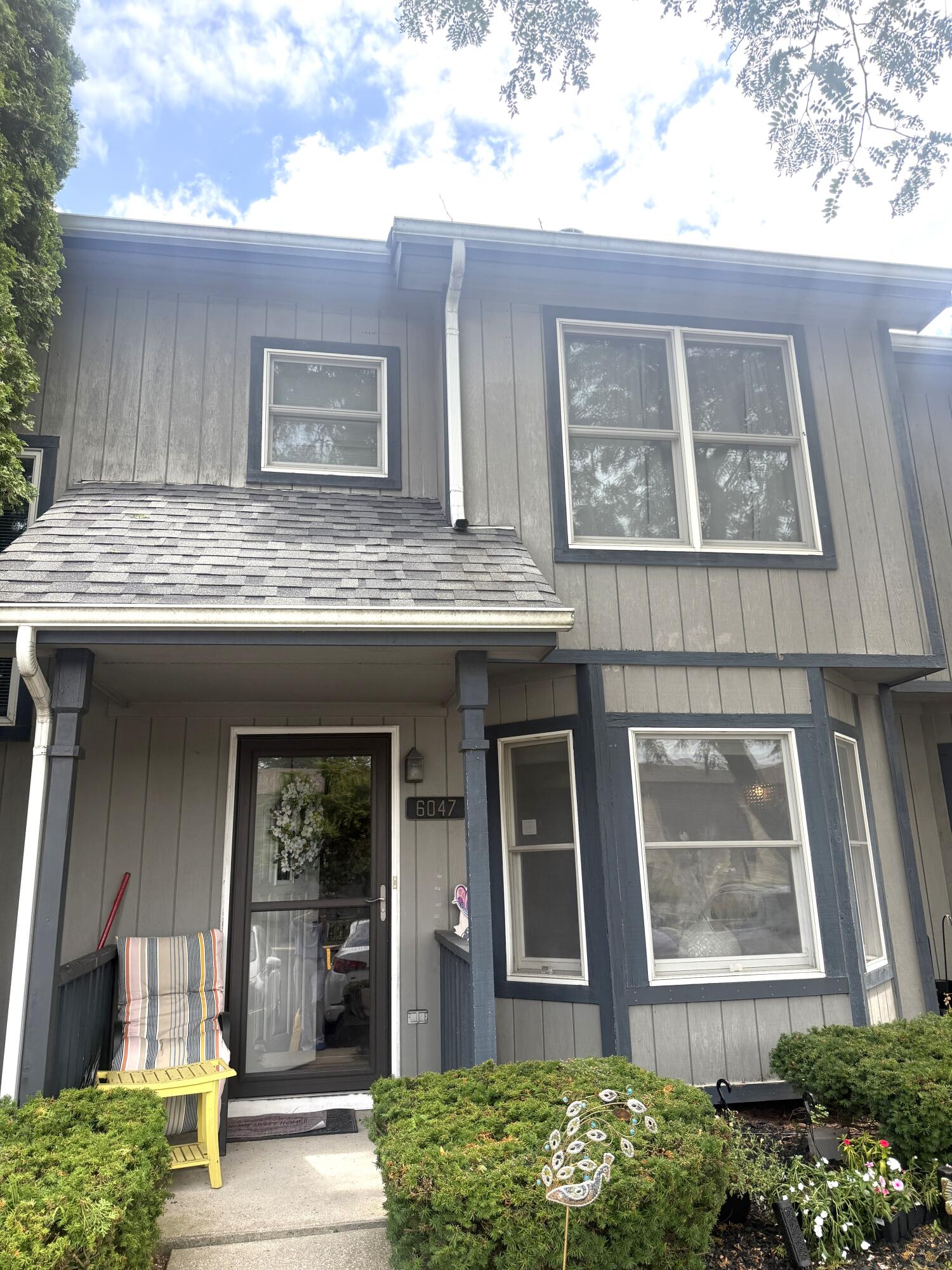 6047 Virginia Street — photo