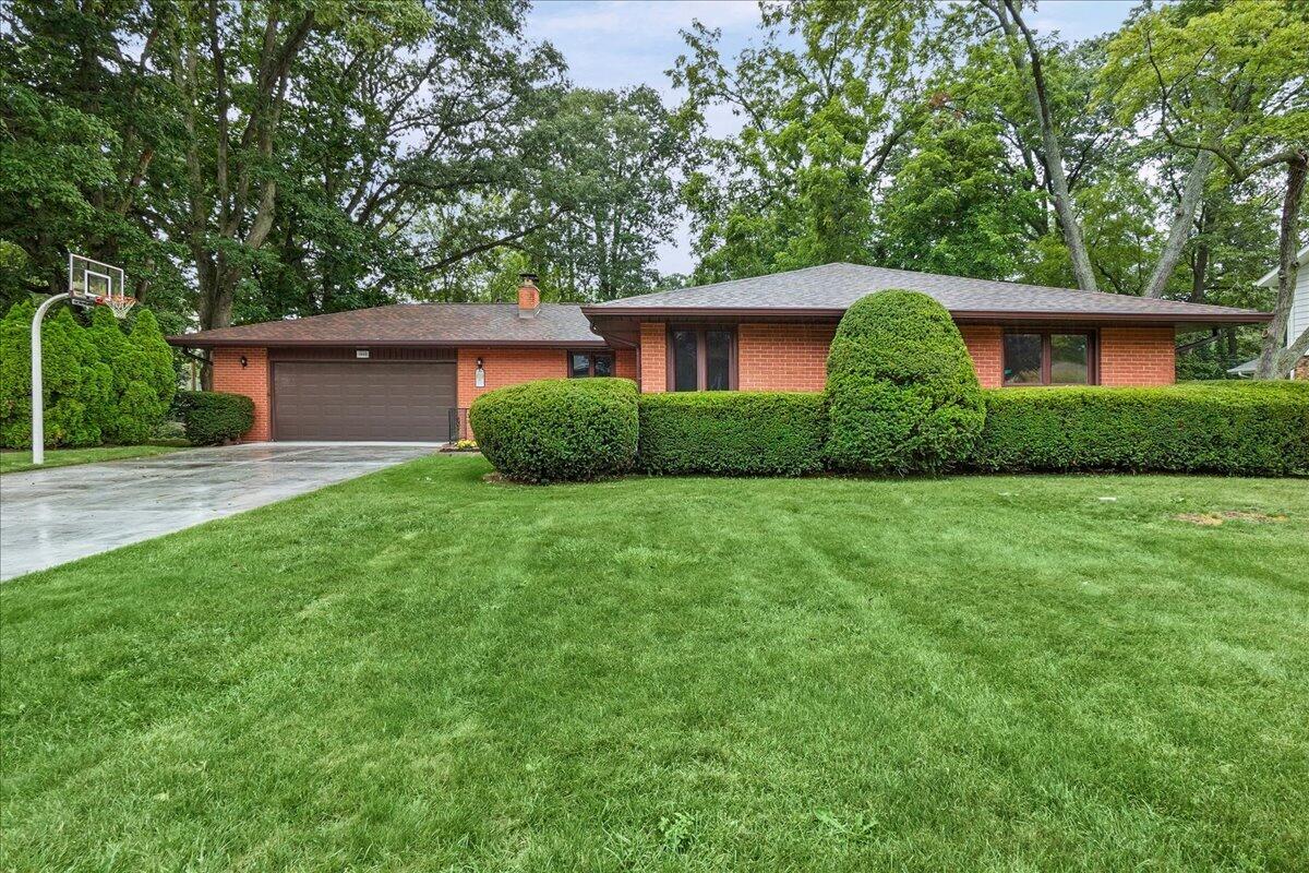 1805 Clover Lane — photo