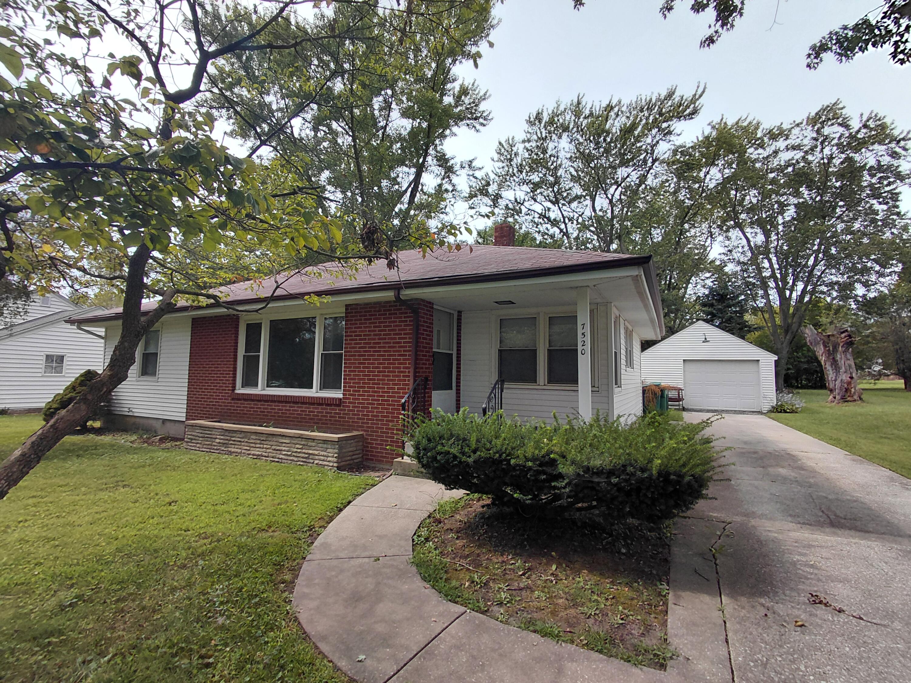 7520 Independence Street — photo