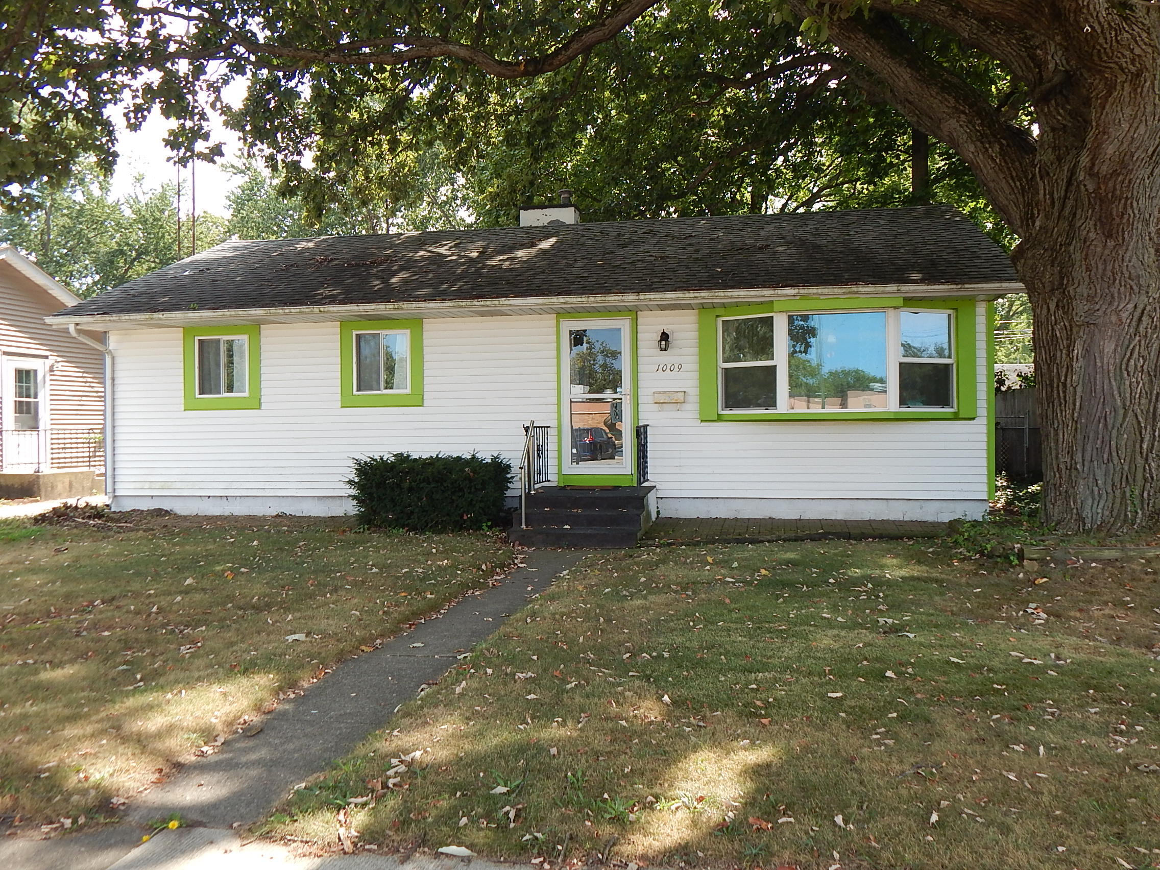 1009 W Coolspring Avenue — photo