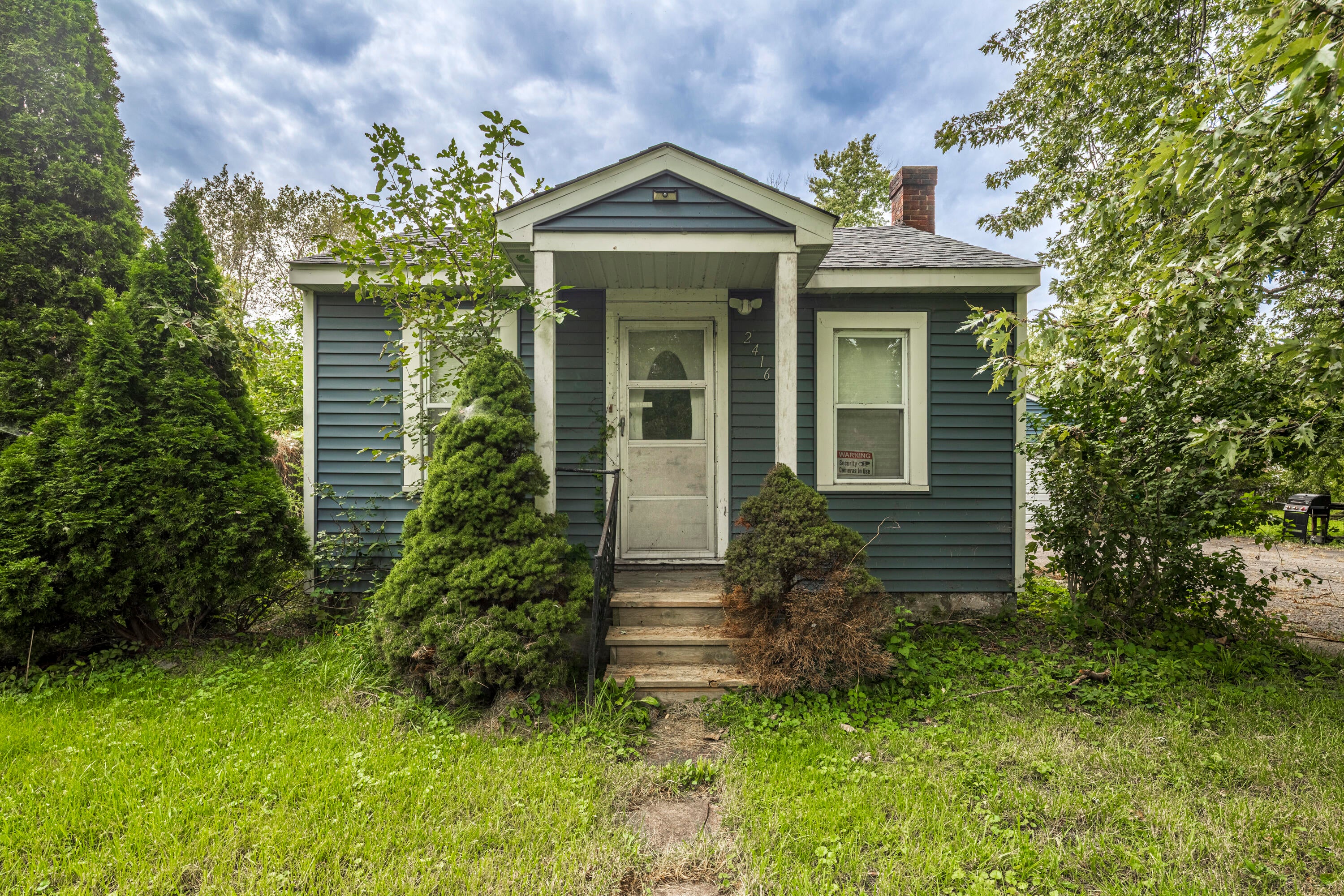2416 Cass Street — photo