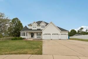 8445 Jennifer Court — photo