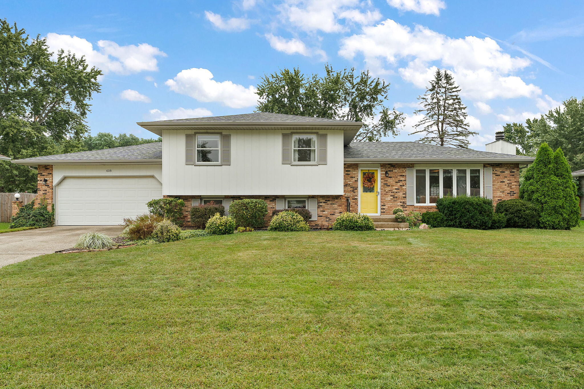 618 Dogwood Drive — photo