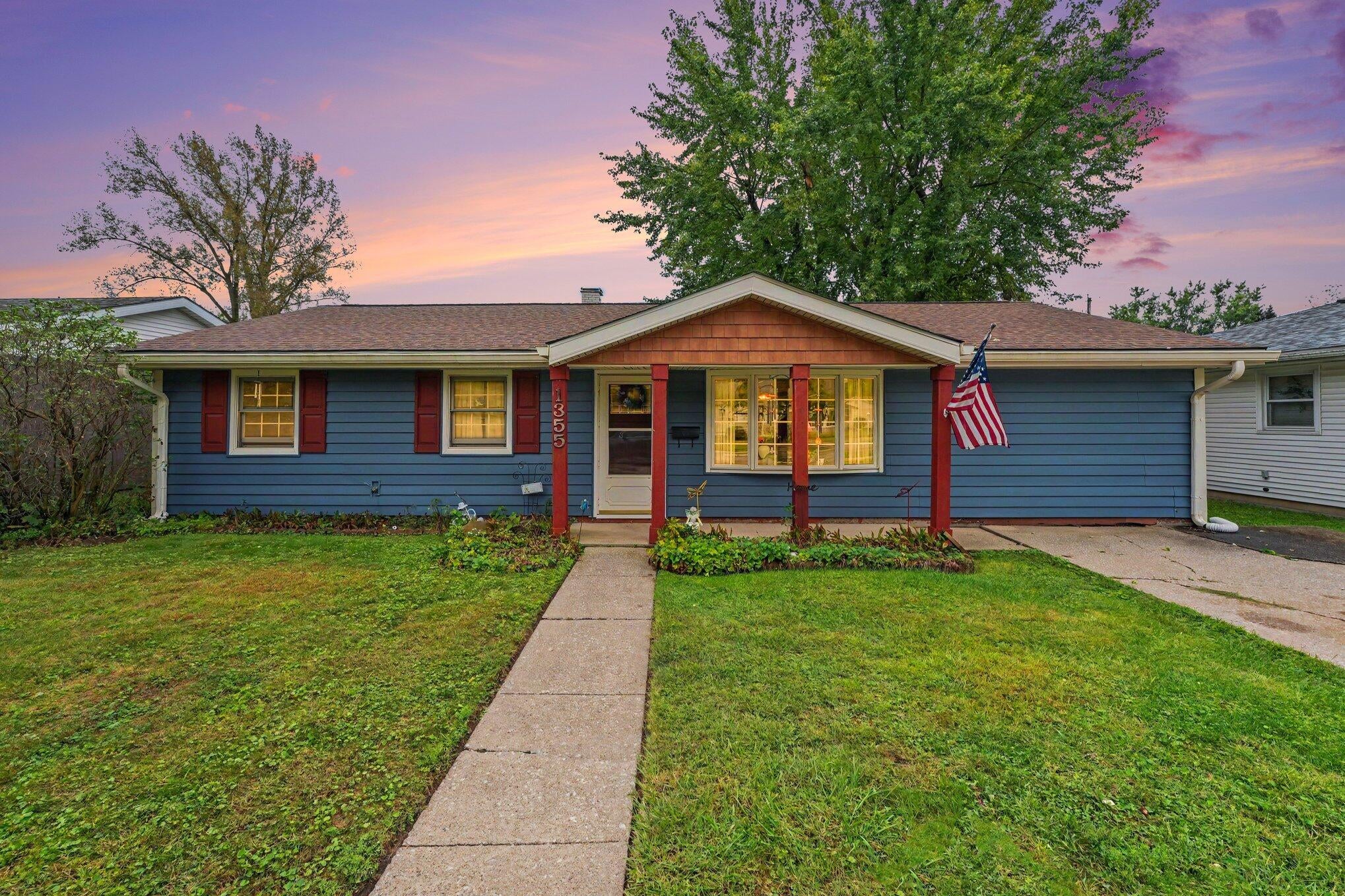 1355 W 1st Place — photo