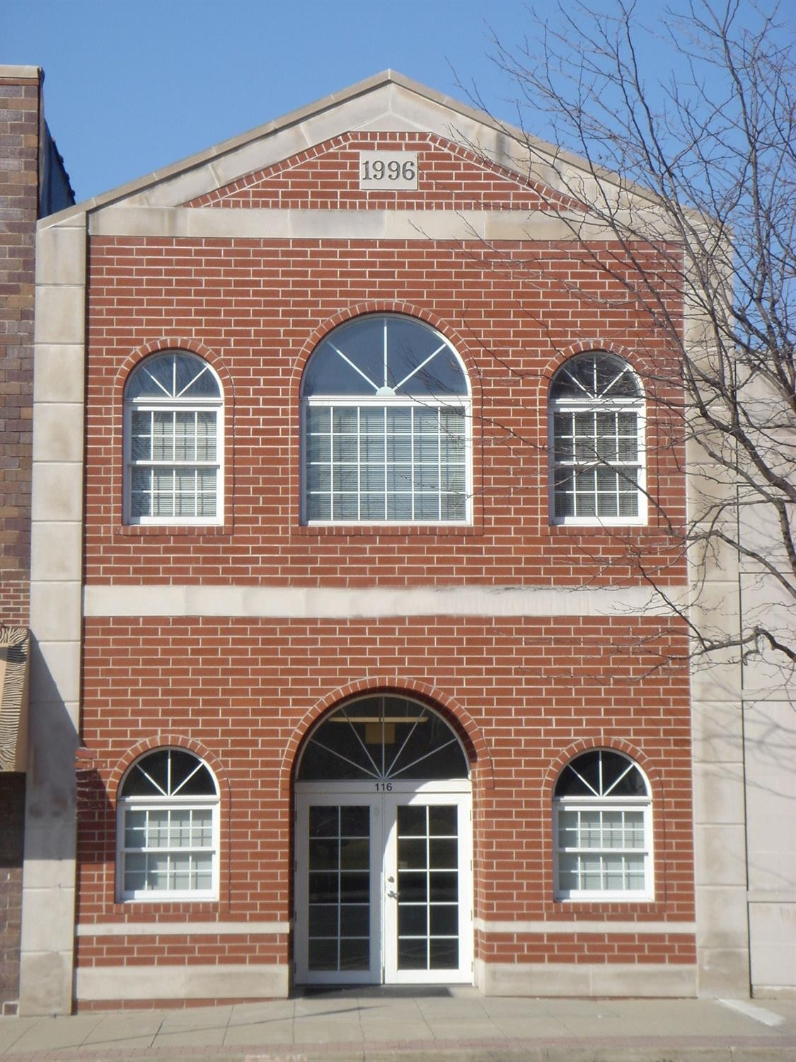 116 W Clark Street — photo