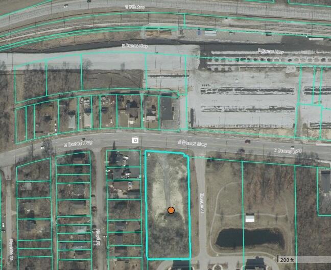 800 Gibson Street — photo