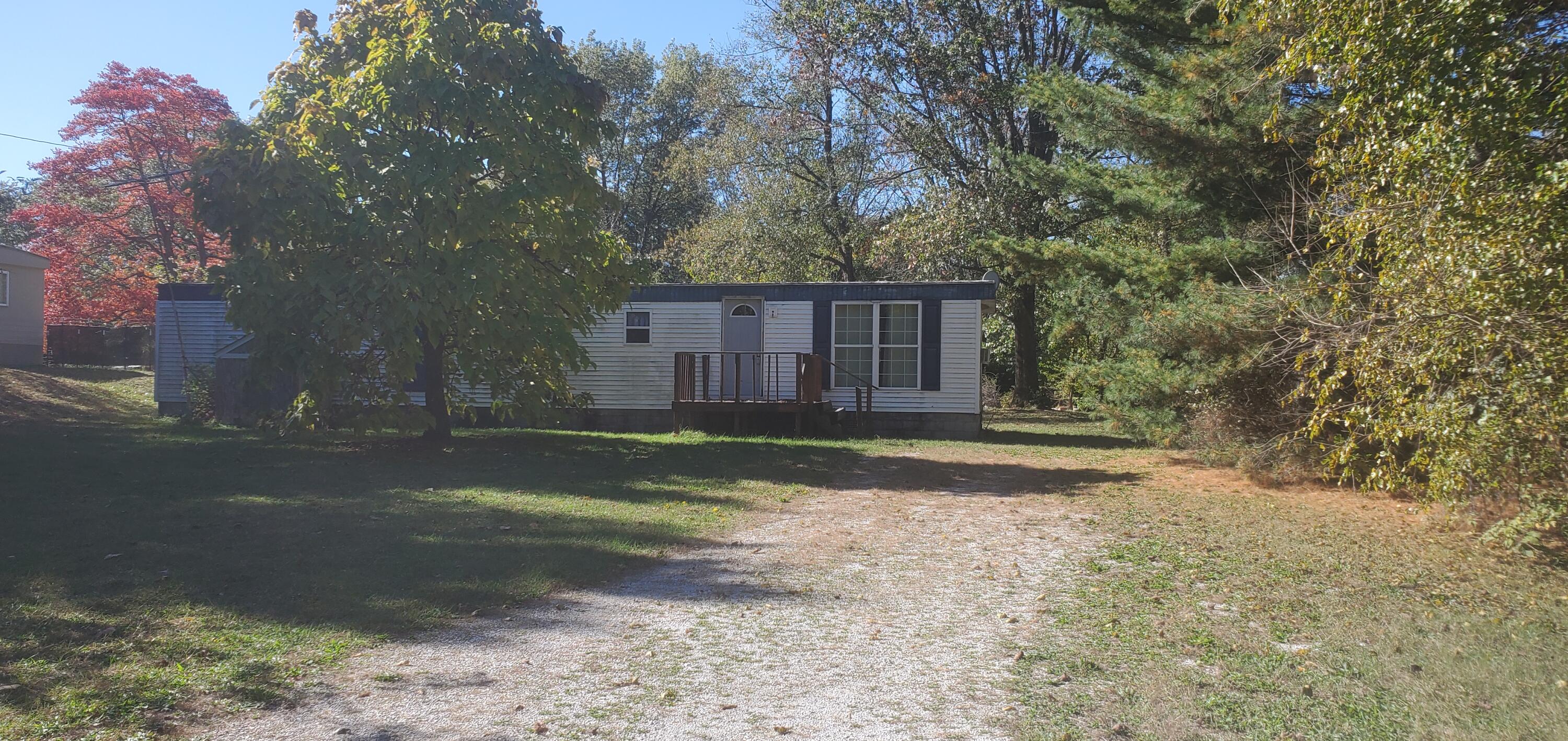 14852 N 400 W — photo