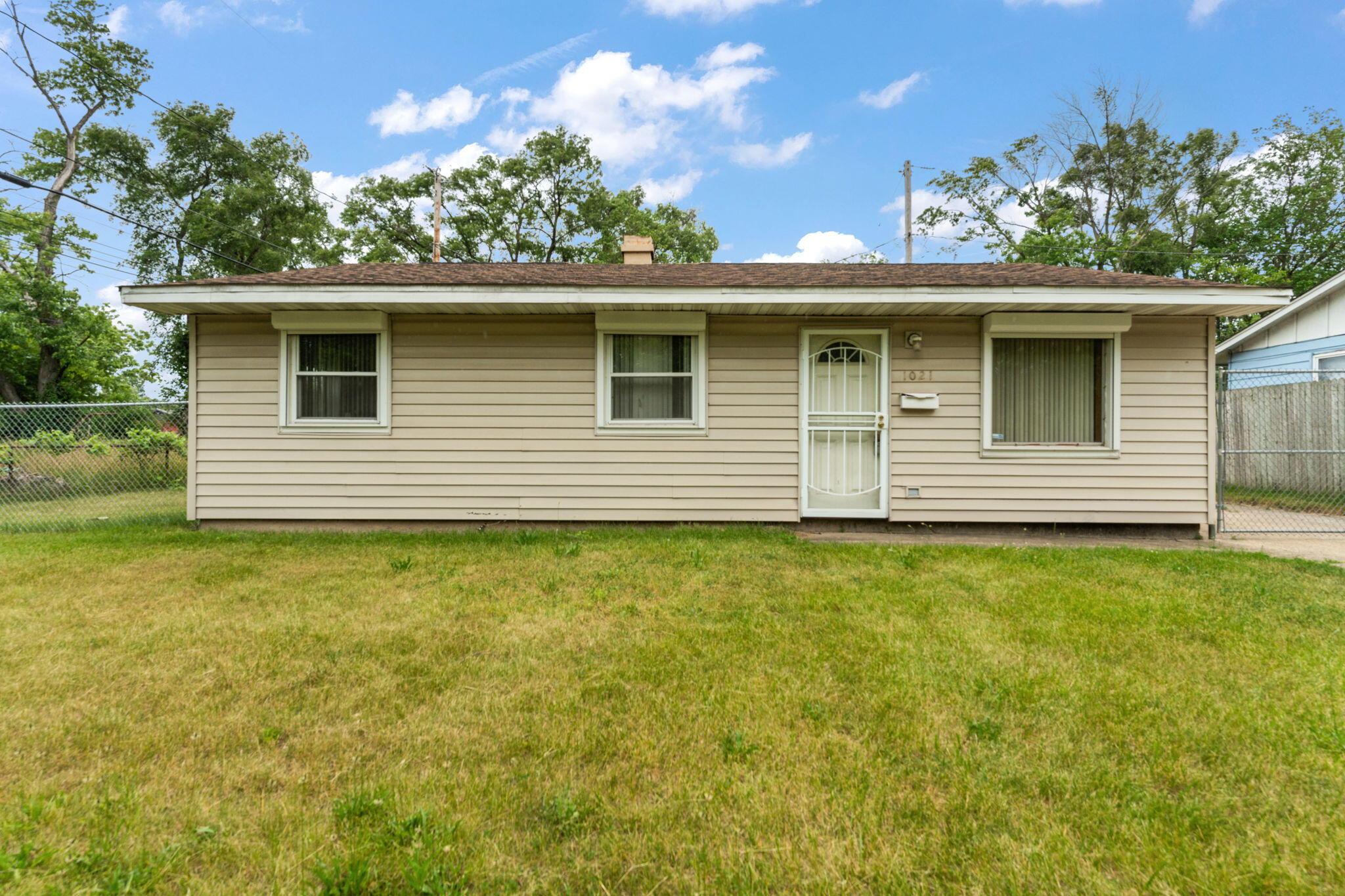1021 Hamilton Place — photo