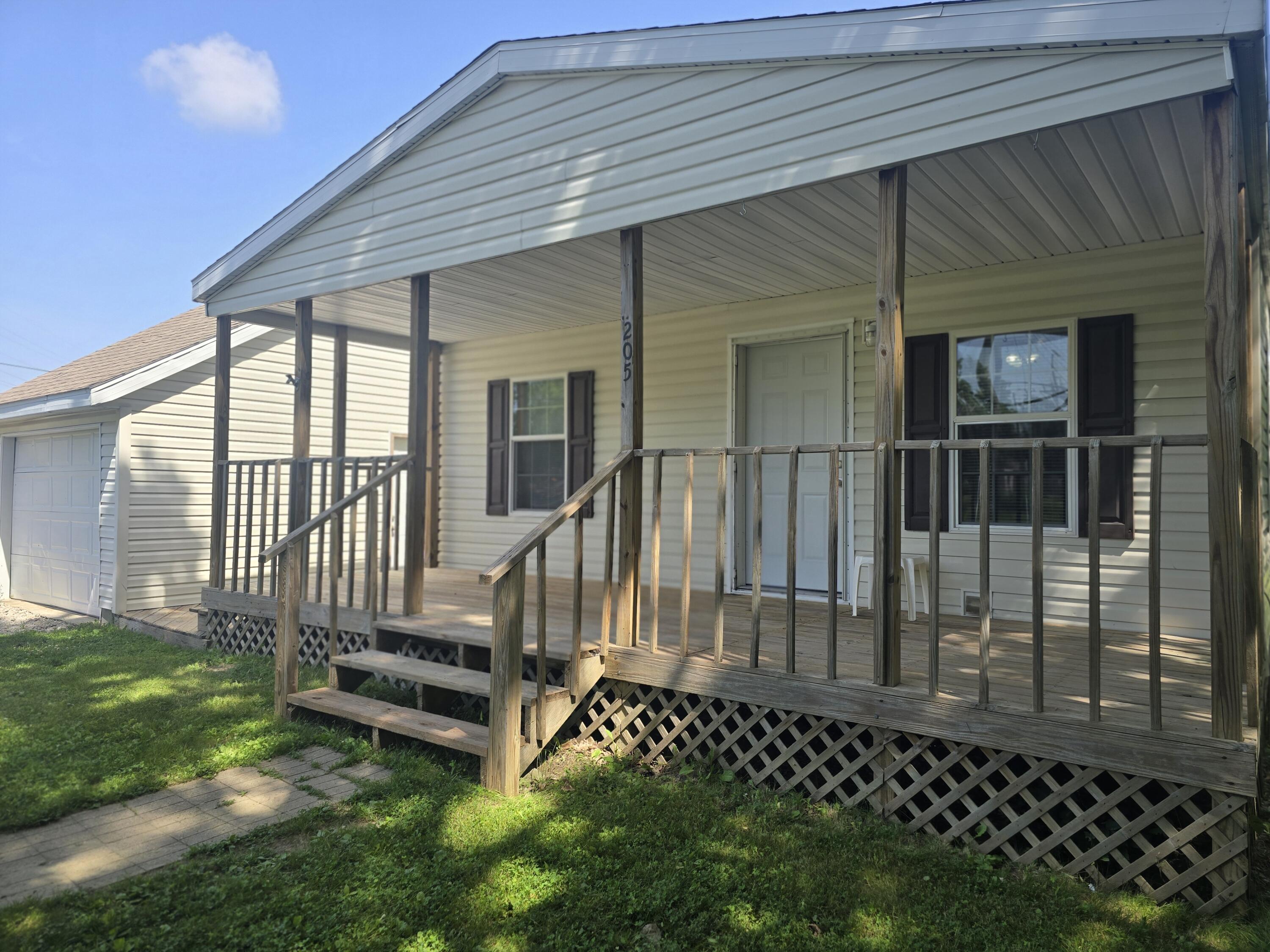 205 W Mcalpin Street — photo