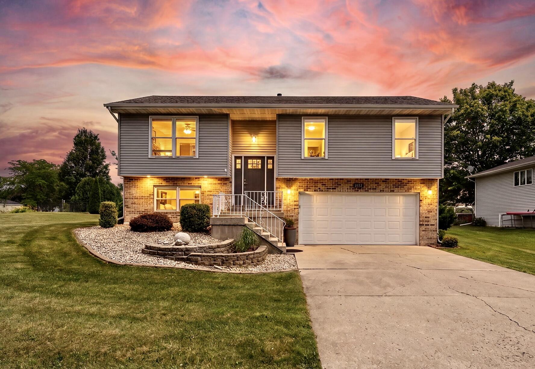 4176 Thornhill Drive — photo