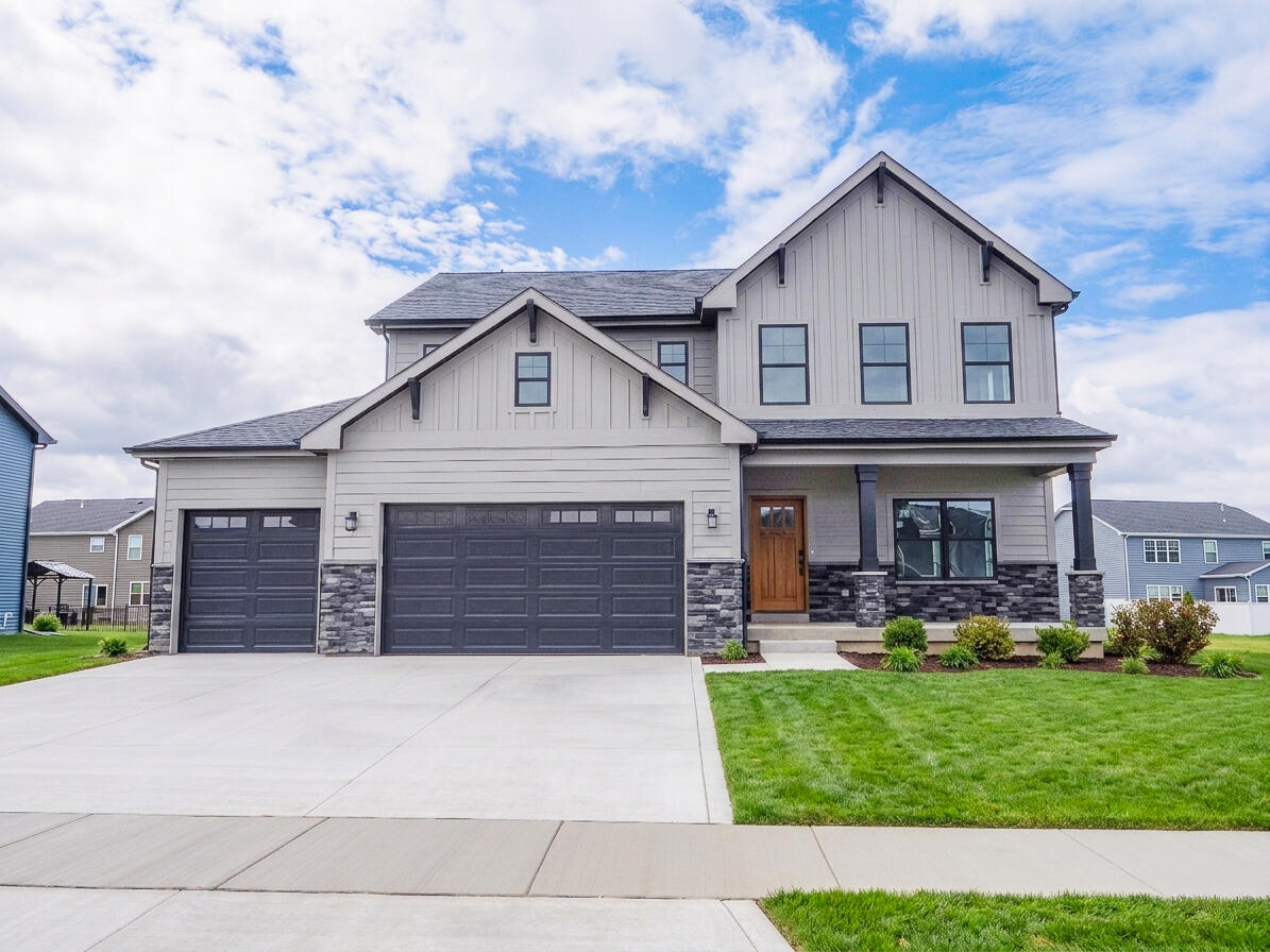9865 Beacon Pointe Lane — photo