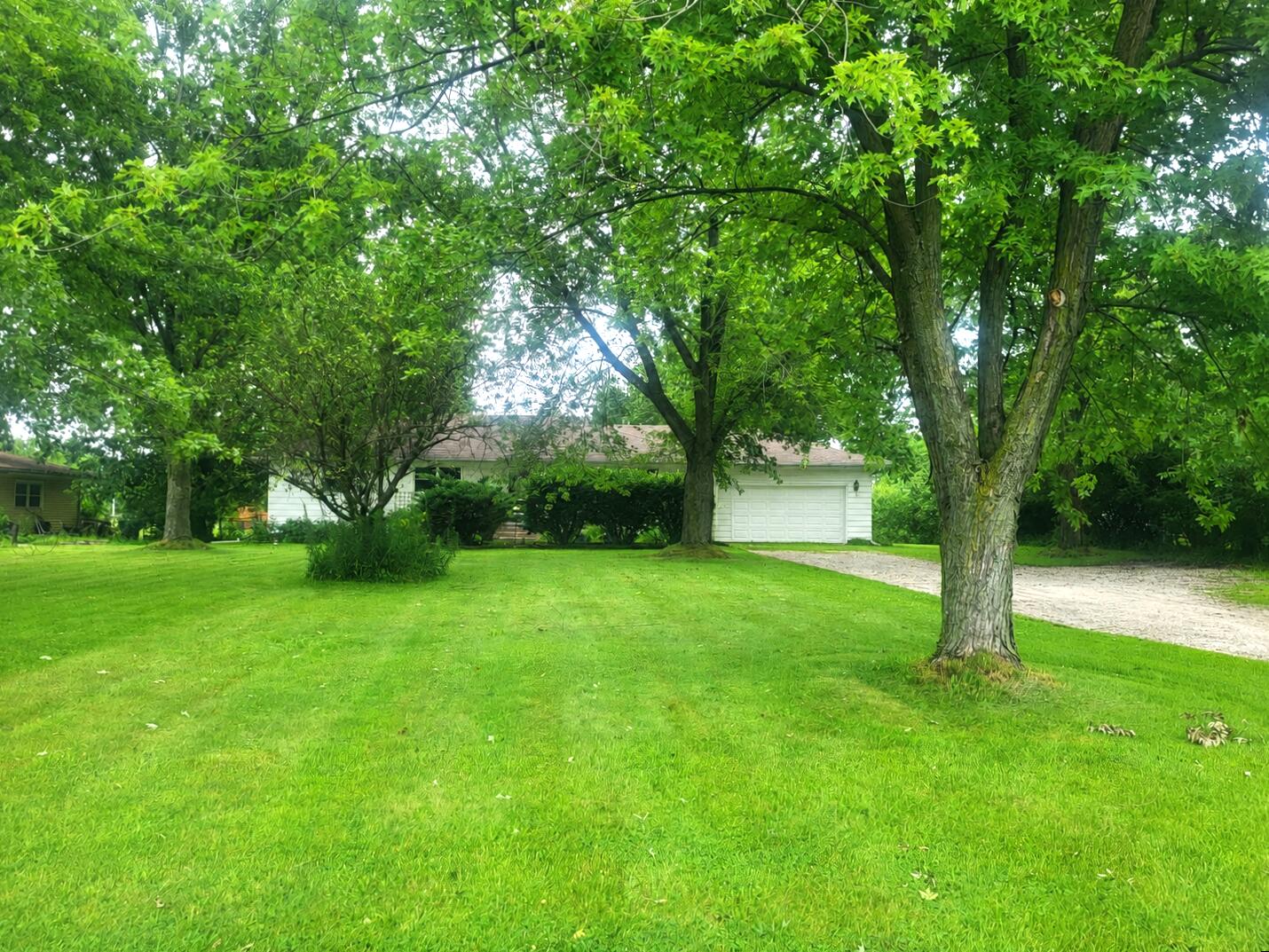 268 S State Rd 2, Hebron, IN 46341 — photo 2