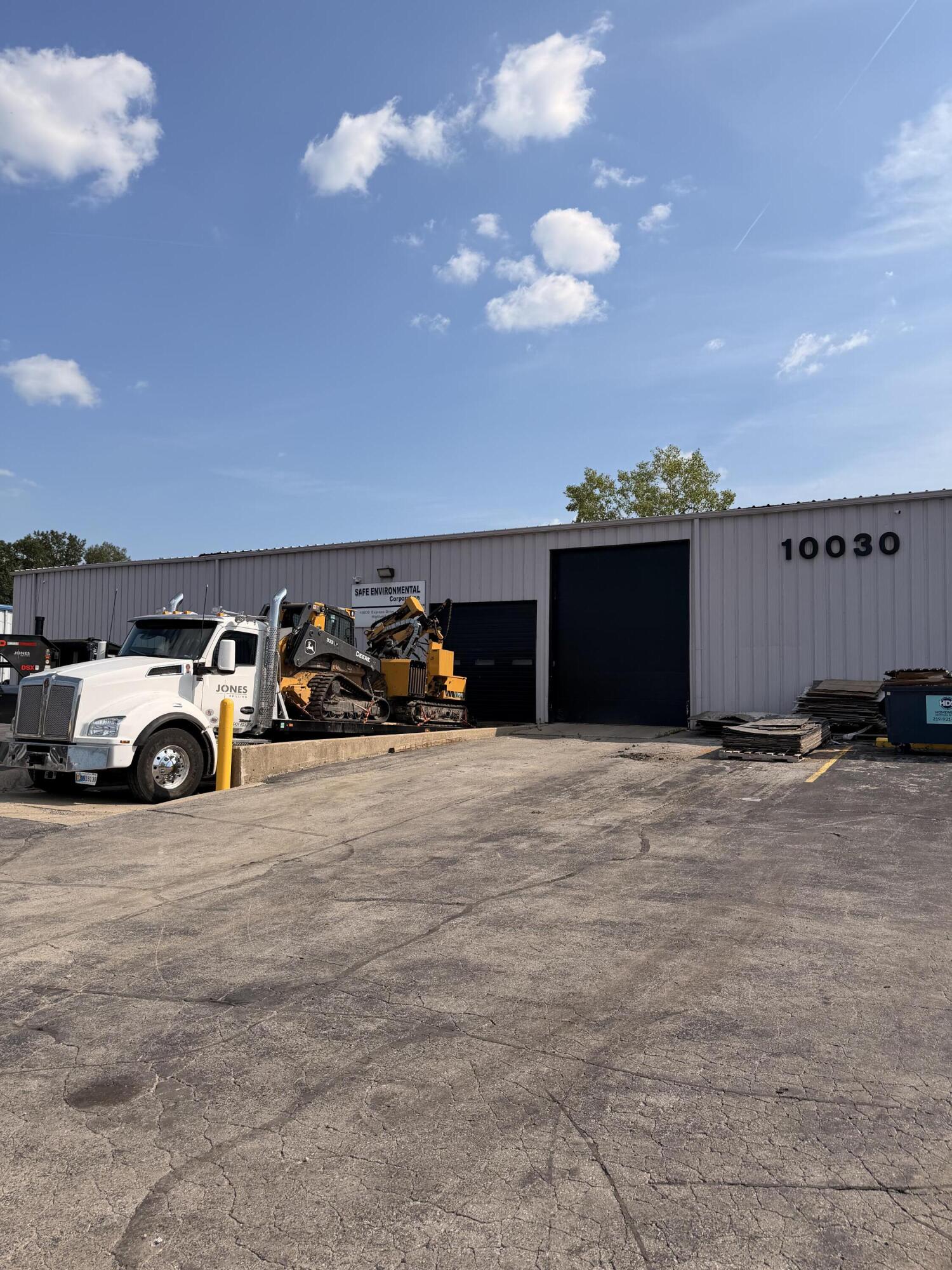 10030 Express Drive A&b — photo