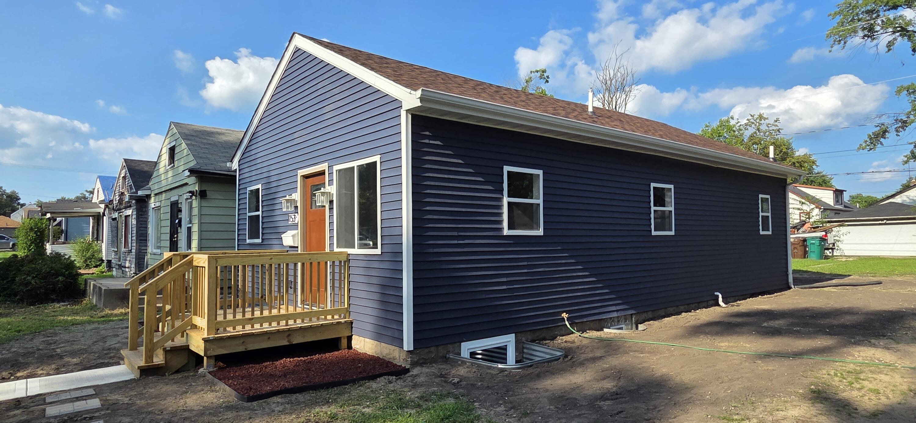 1153 Wallace Street — photo