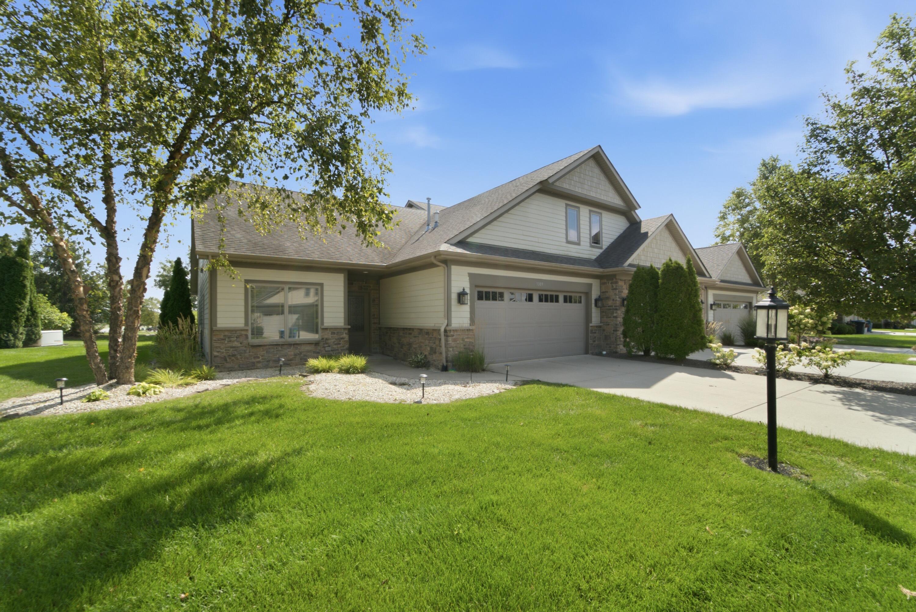 9389 W 107th Place — photo