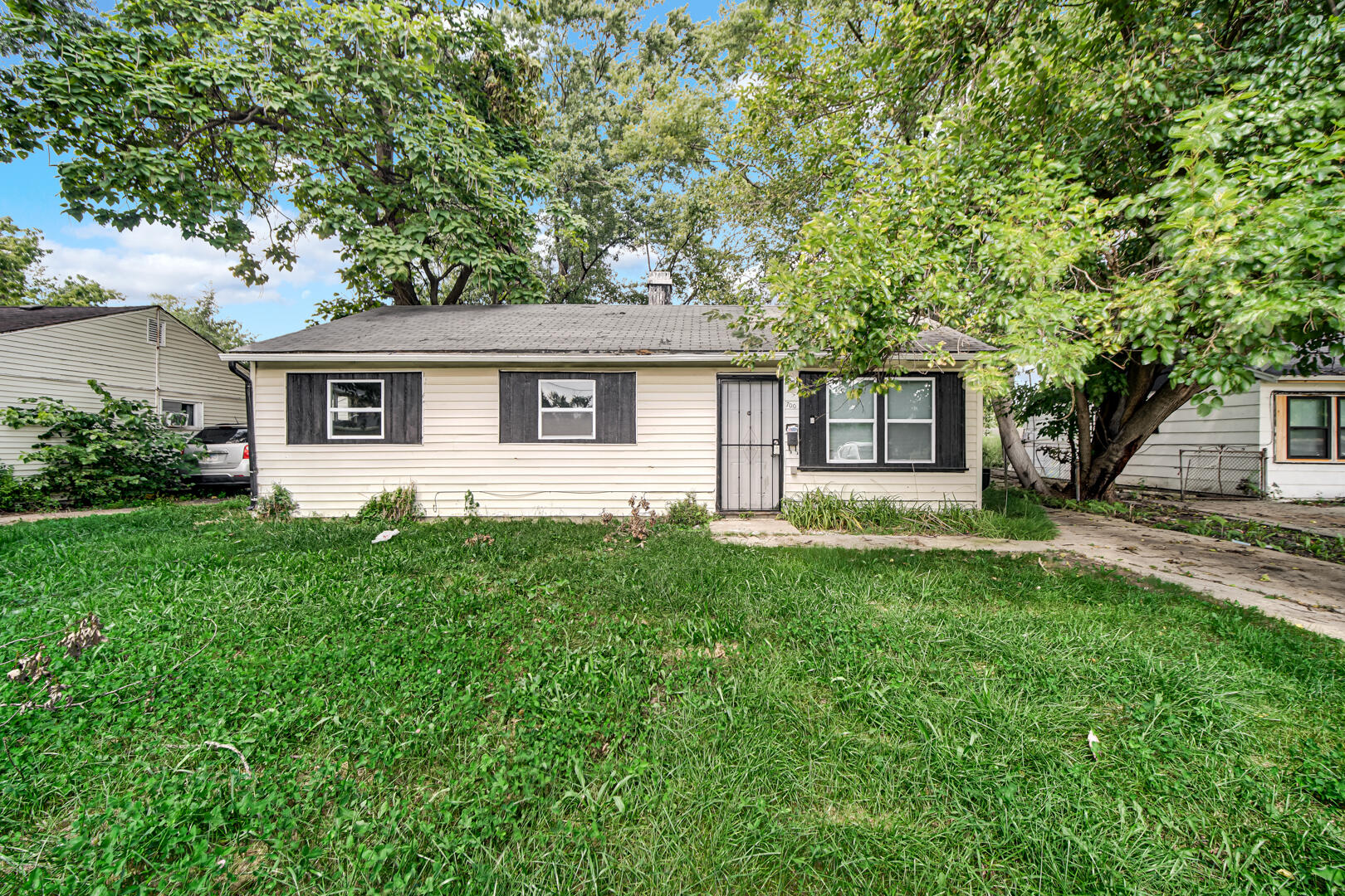 700 E 49th Avenue, Gary, IN 46409 — photo 2
