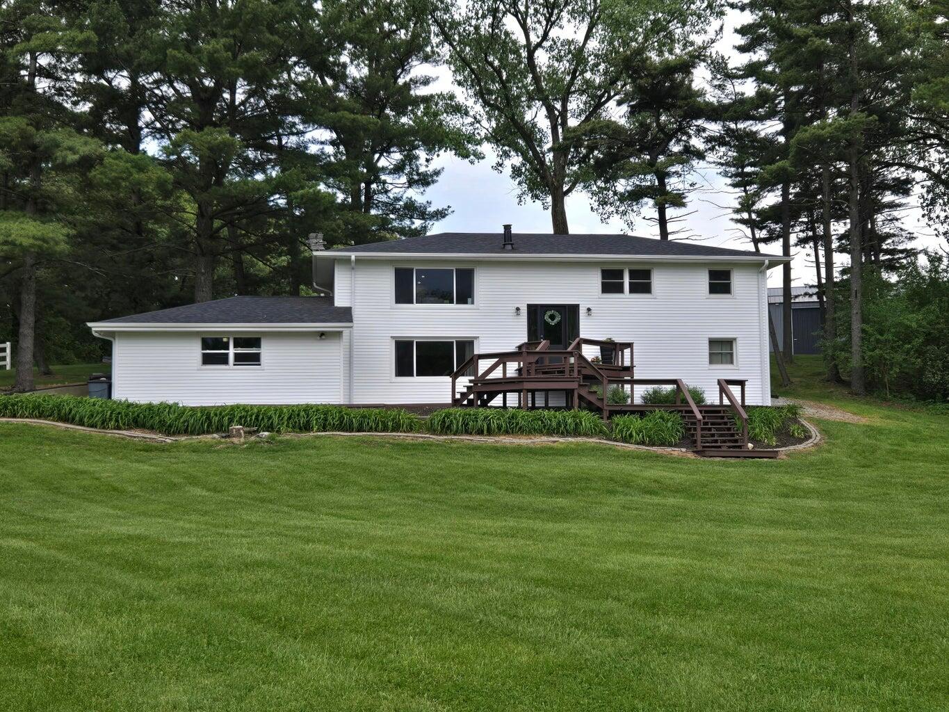 15100 White Oak Avenue — photo
