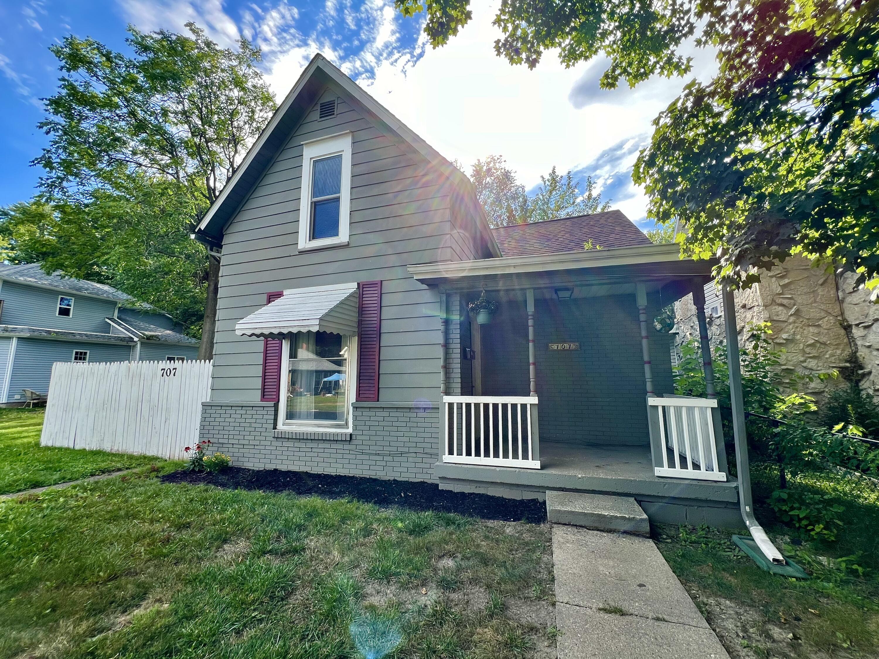 707 S Brandon — photo