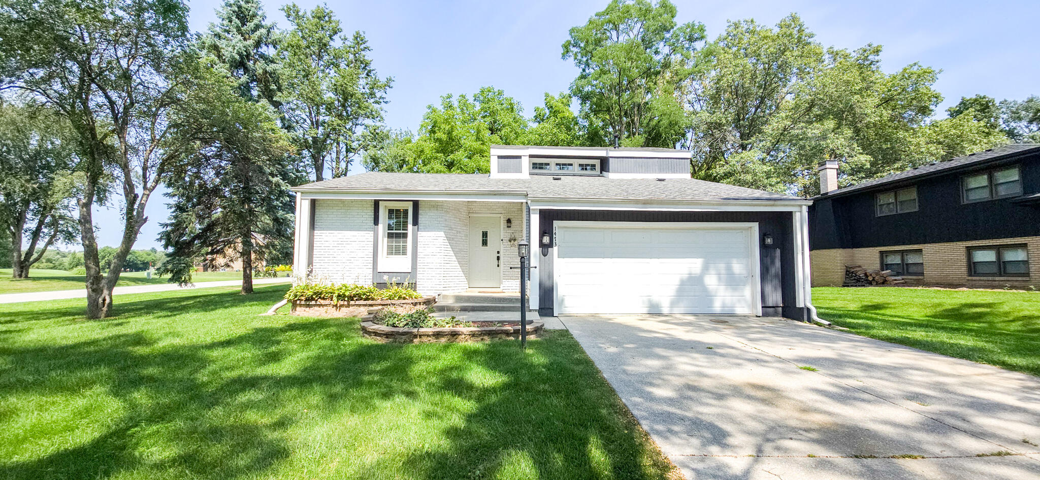 1473 Happy Valley Road — photo