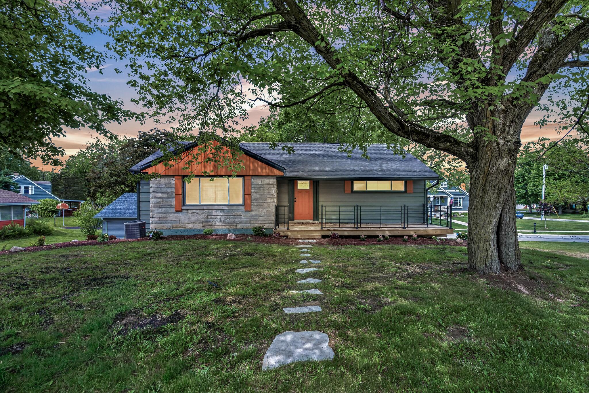 1404 Forest Park Avenue — photo