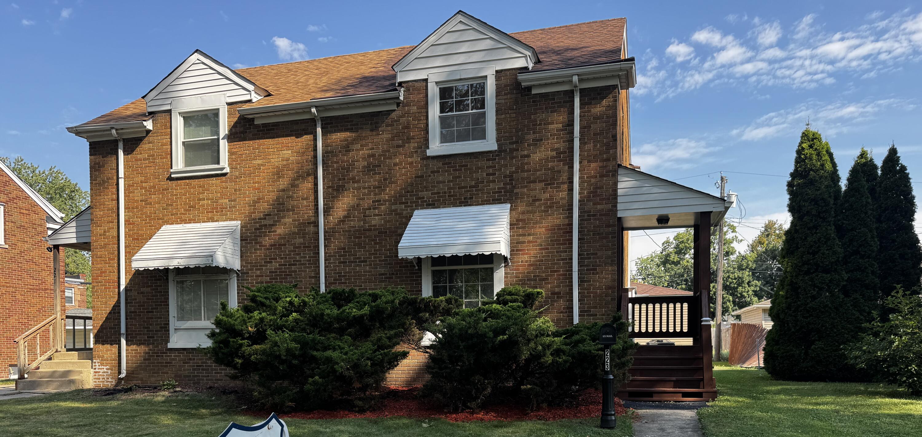 223 Adelaide Place — photo