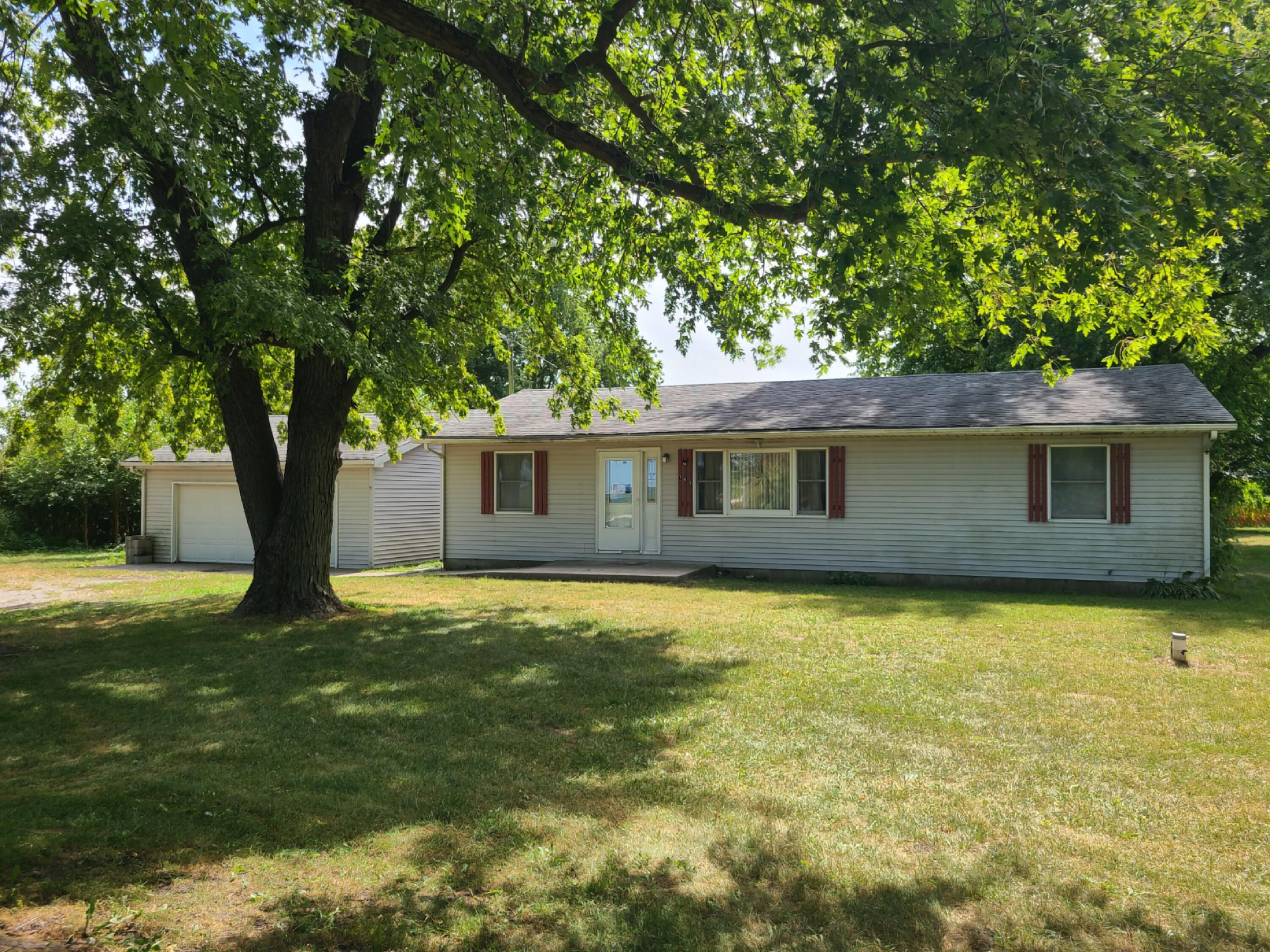 789 County Rd 225 N, Rensselaer, IN 47978