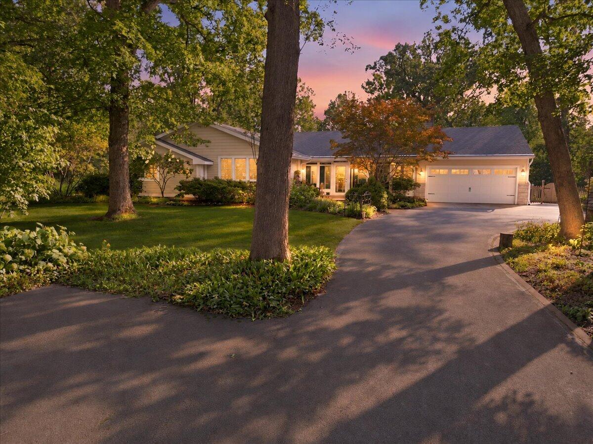 8811 Ainsworth Road — photo