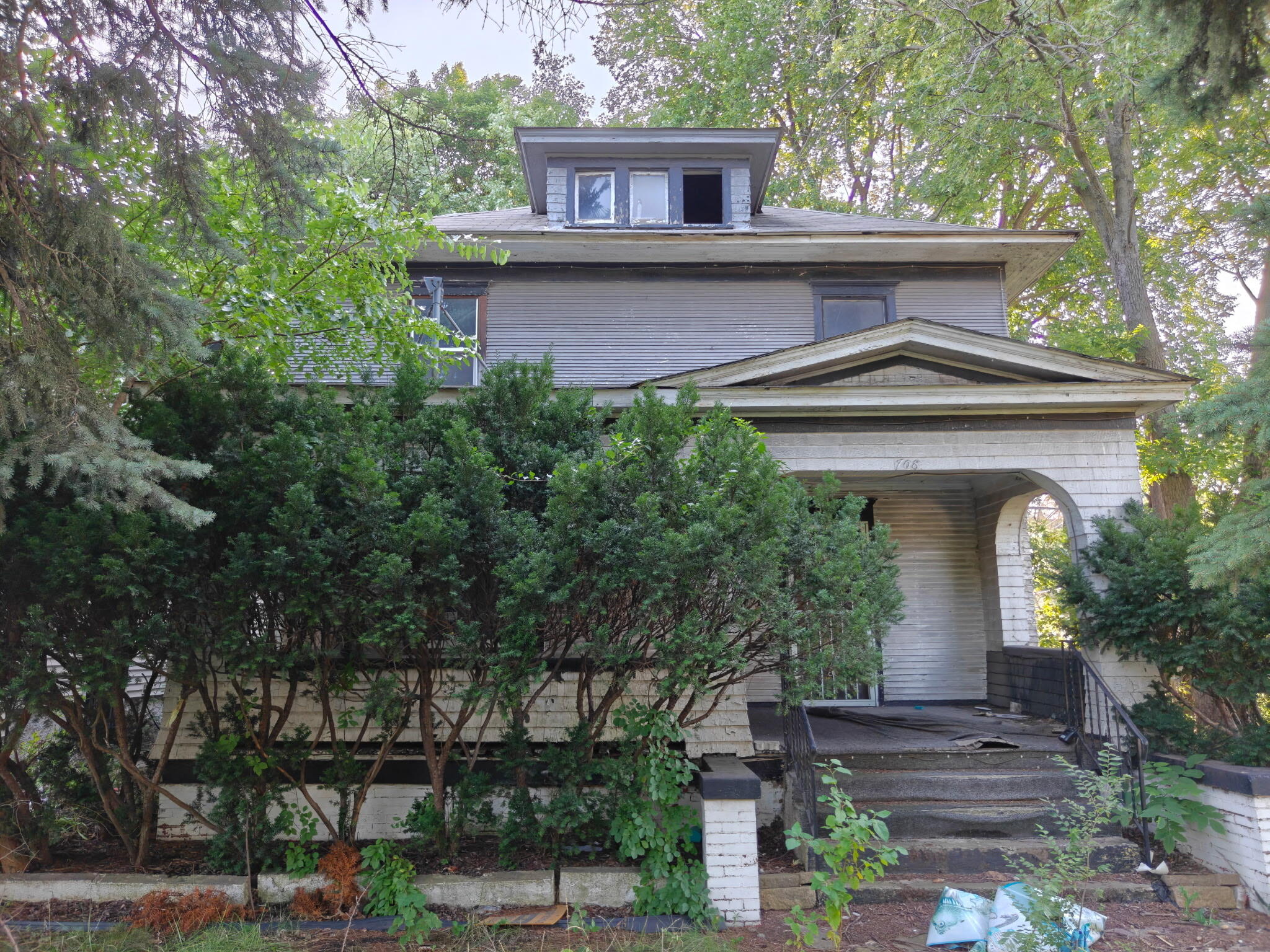 708 Harrison Street — photo
