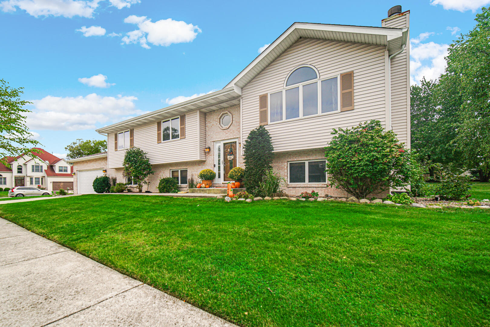1509 Mockingbird Drive — photo