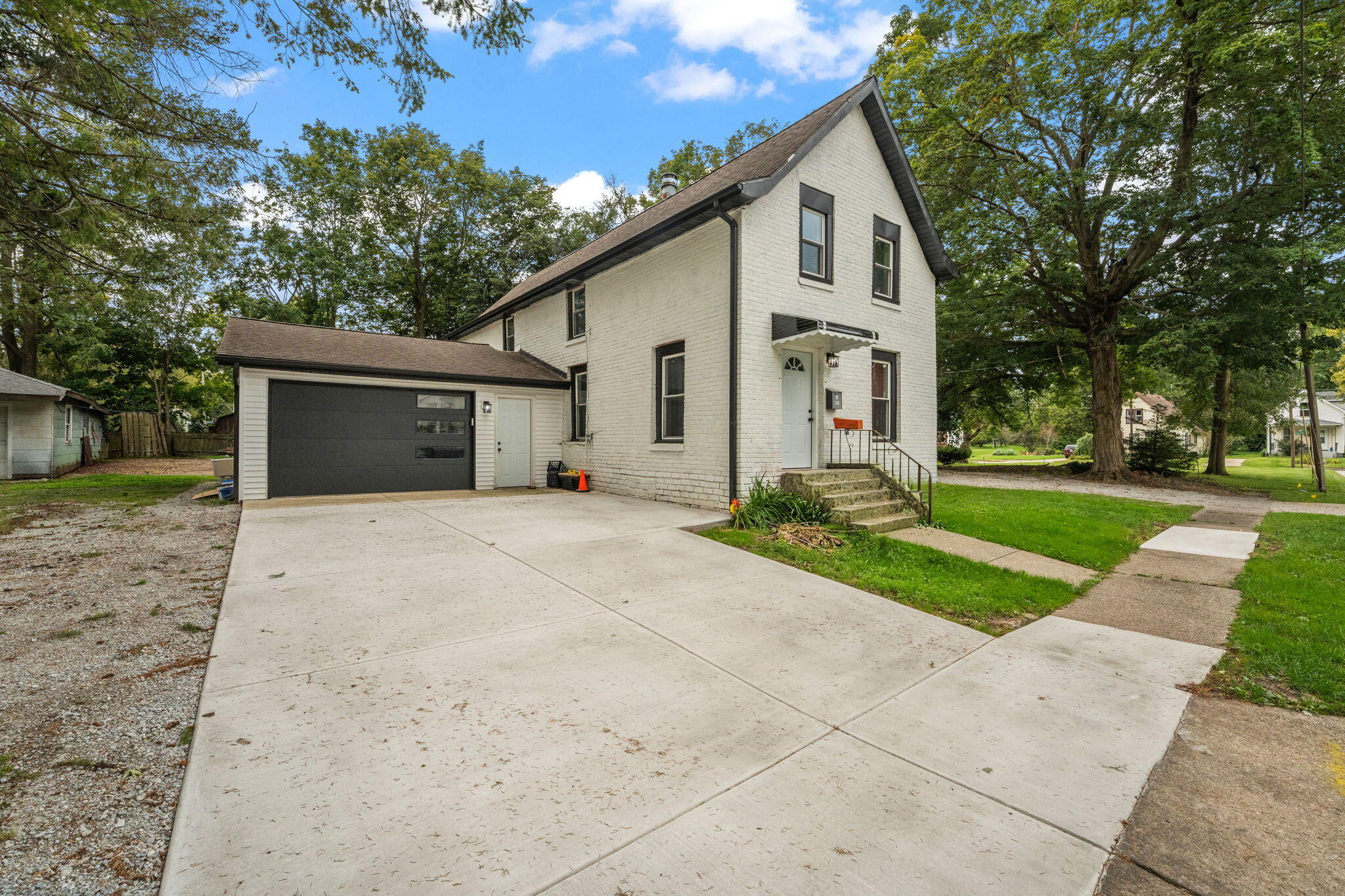 108 Laurel Street — photo