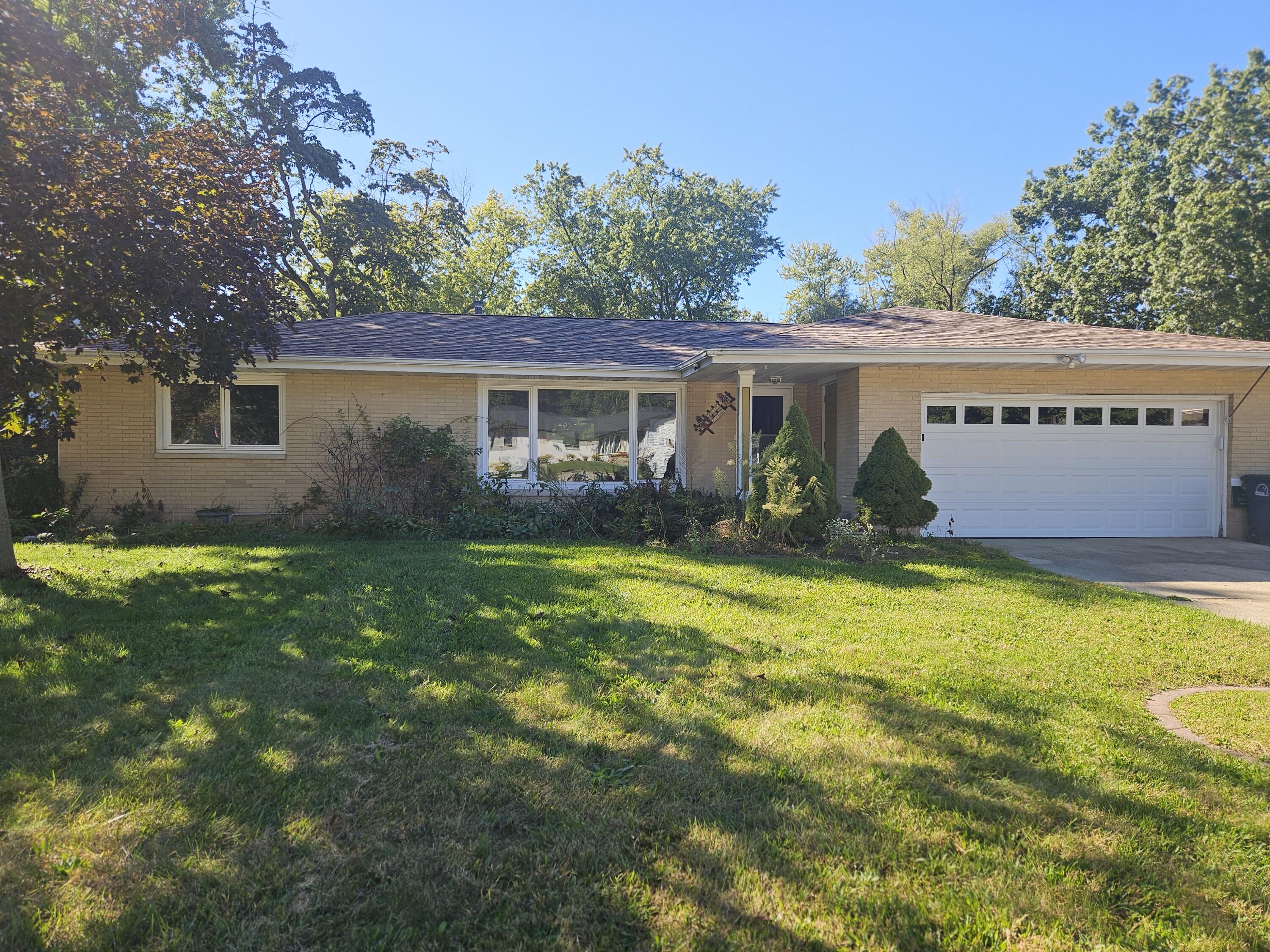 129 Concord Drive — photo
