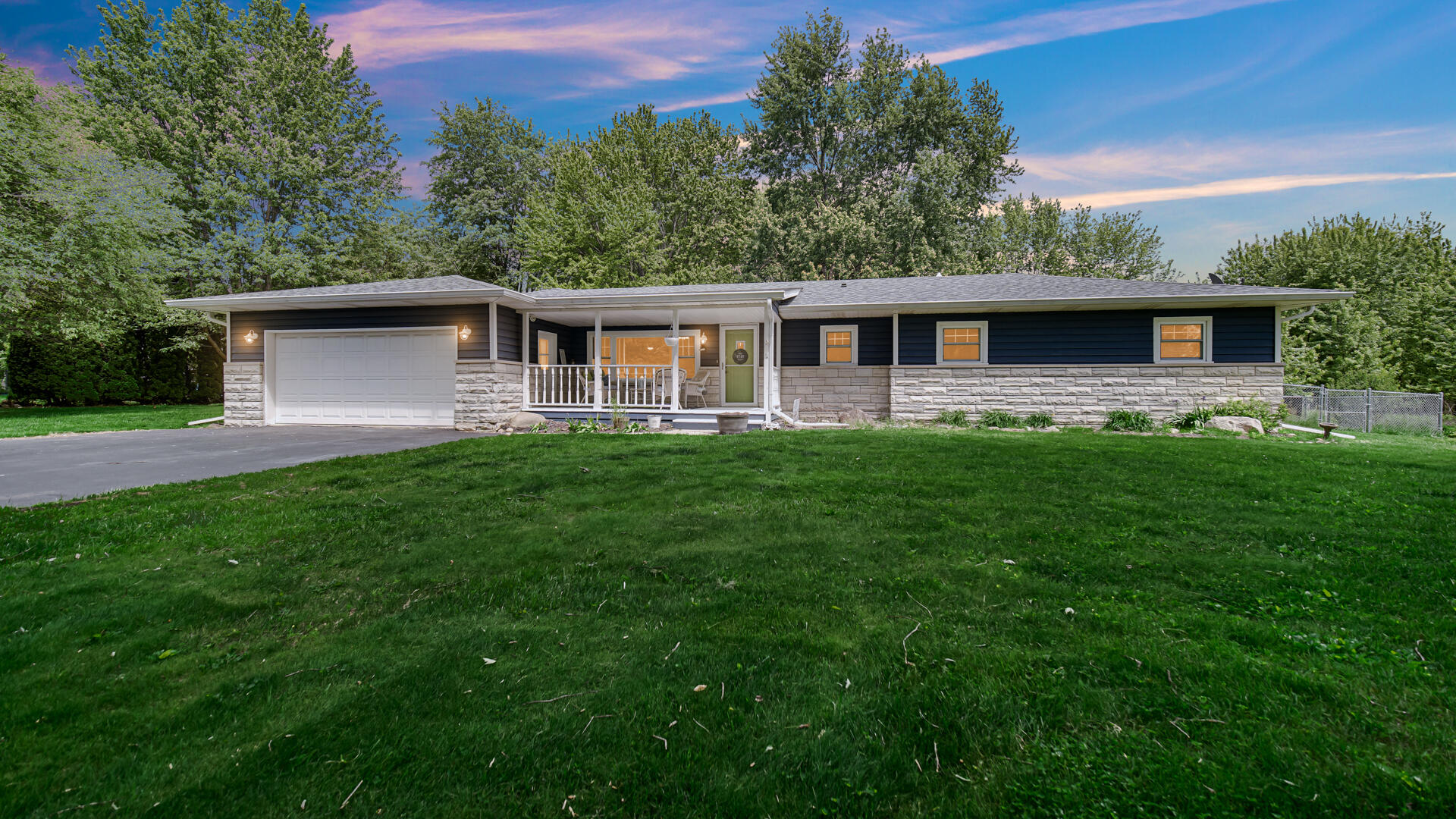 6717 N State Road 49 — photo