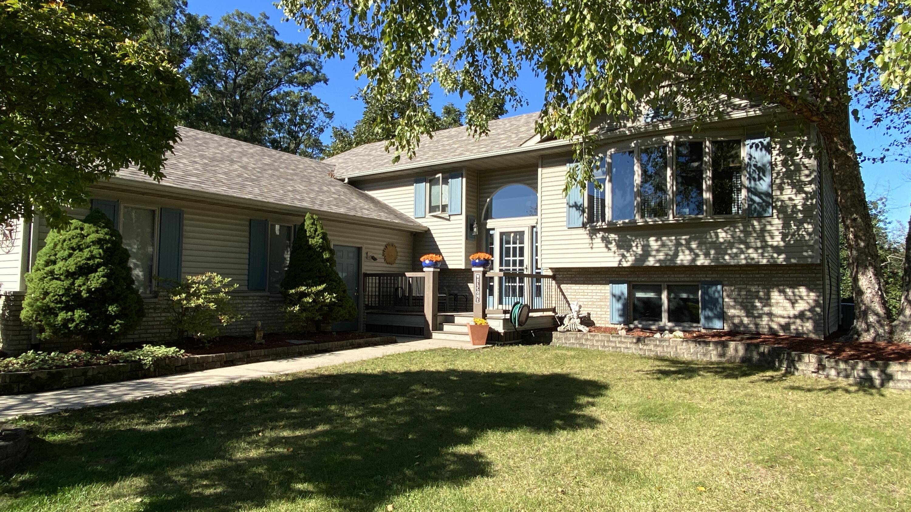 13310 Robin Drive — photo