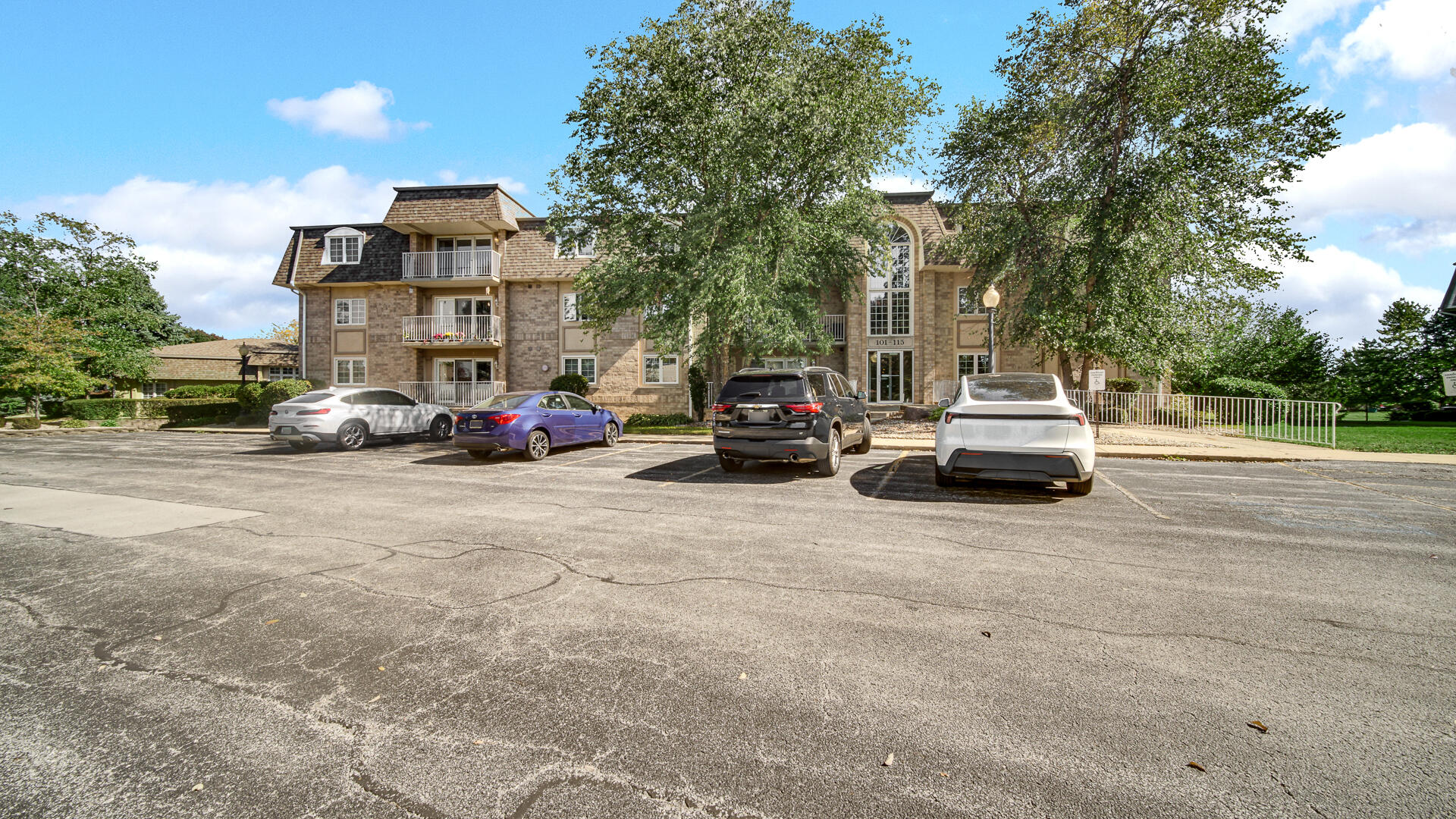 114 Swan Drive Unit 3C — photo
