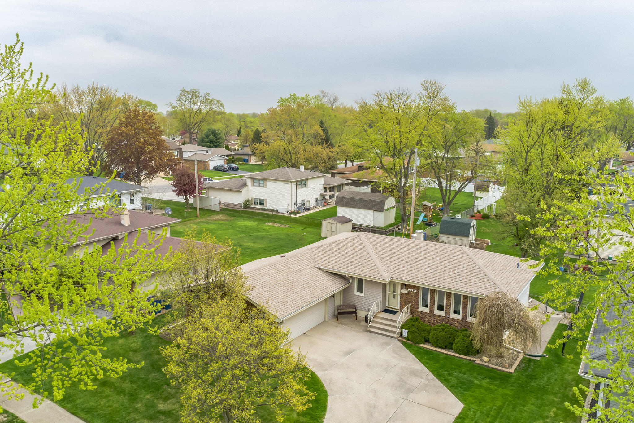 2629 Tulip Tree Lane — photo
